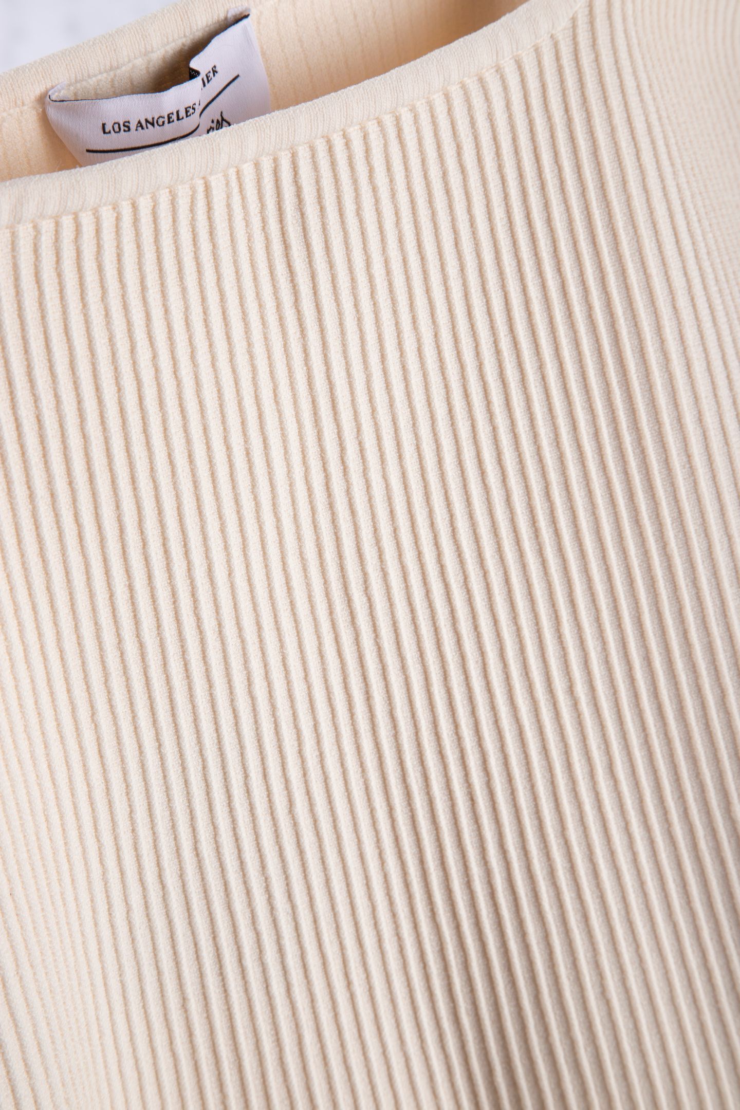 LA ARI TANK BEIGE 4