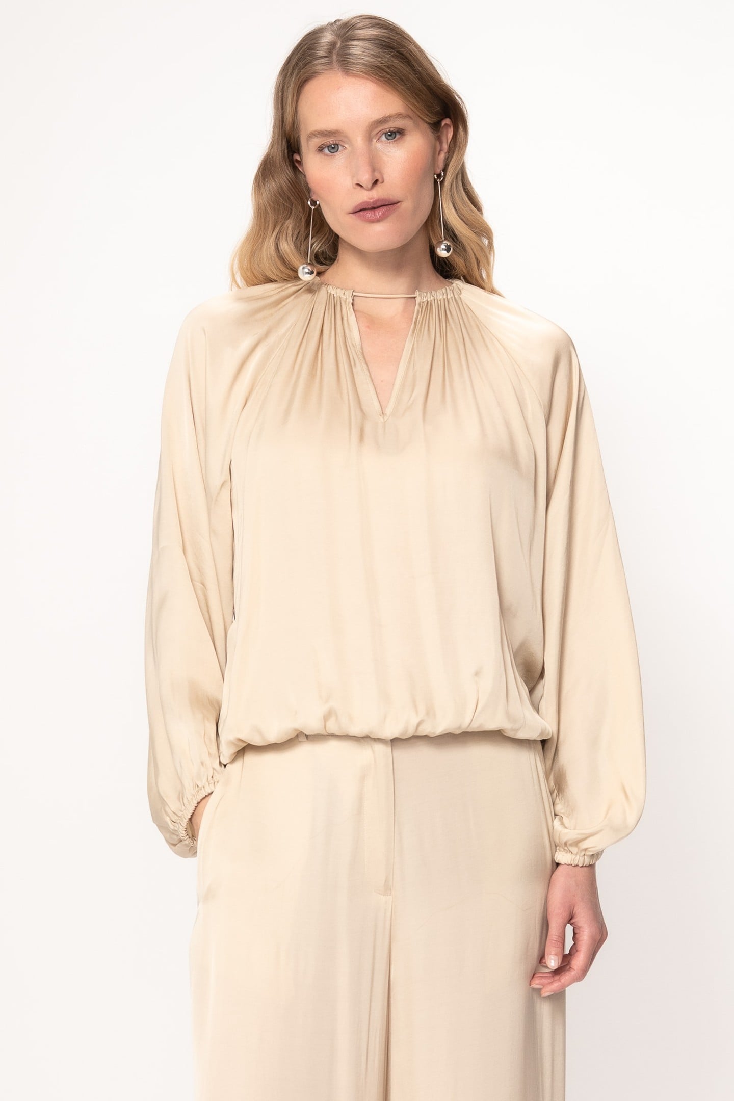 JADE TOP ALMOND 1