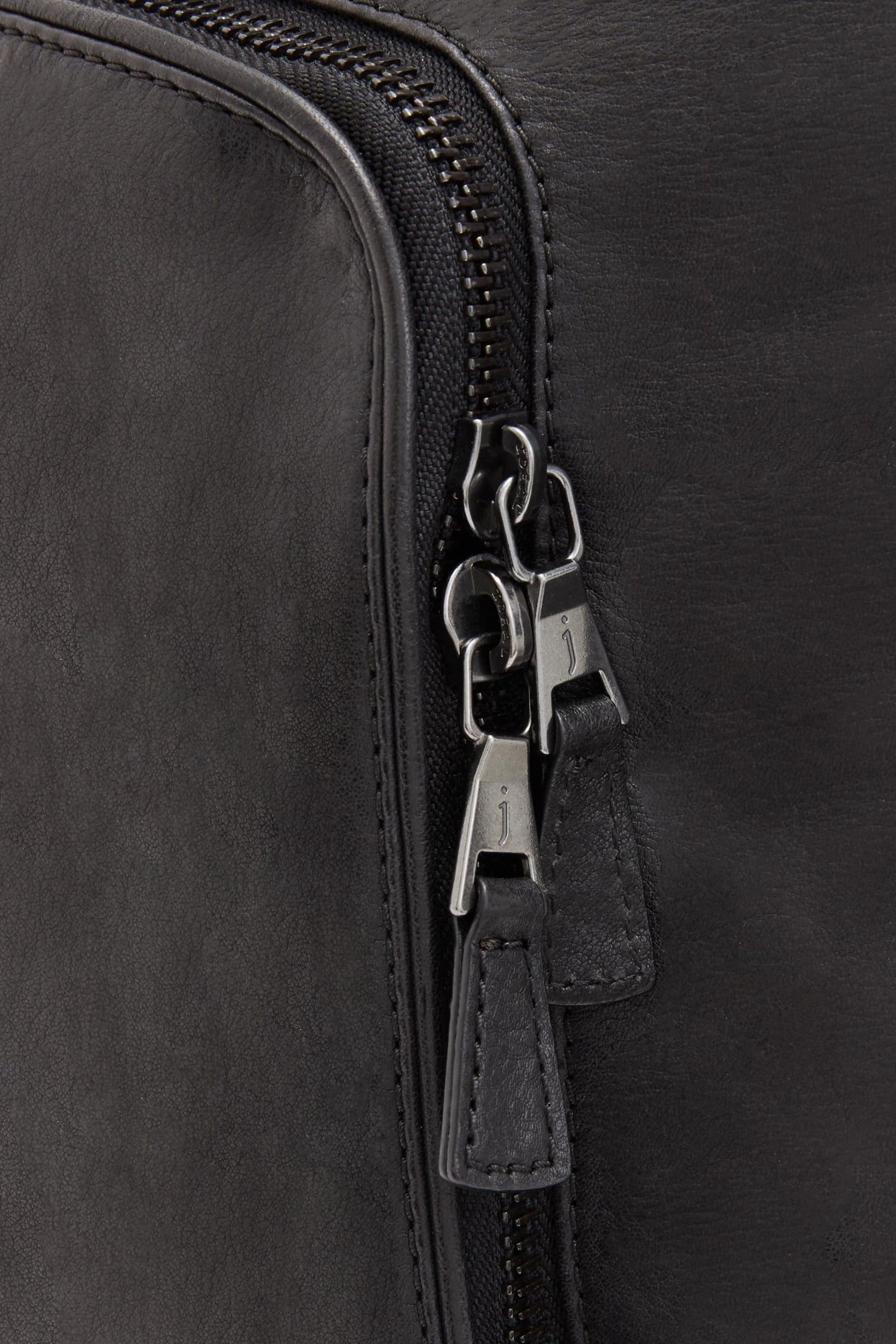 HERITAGE BACKPACK BLACK 3