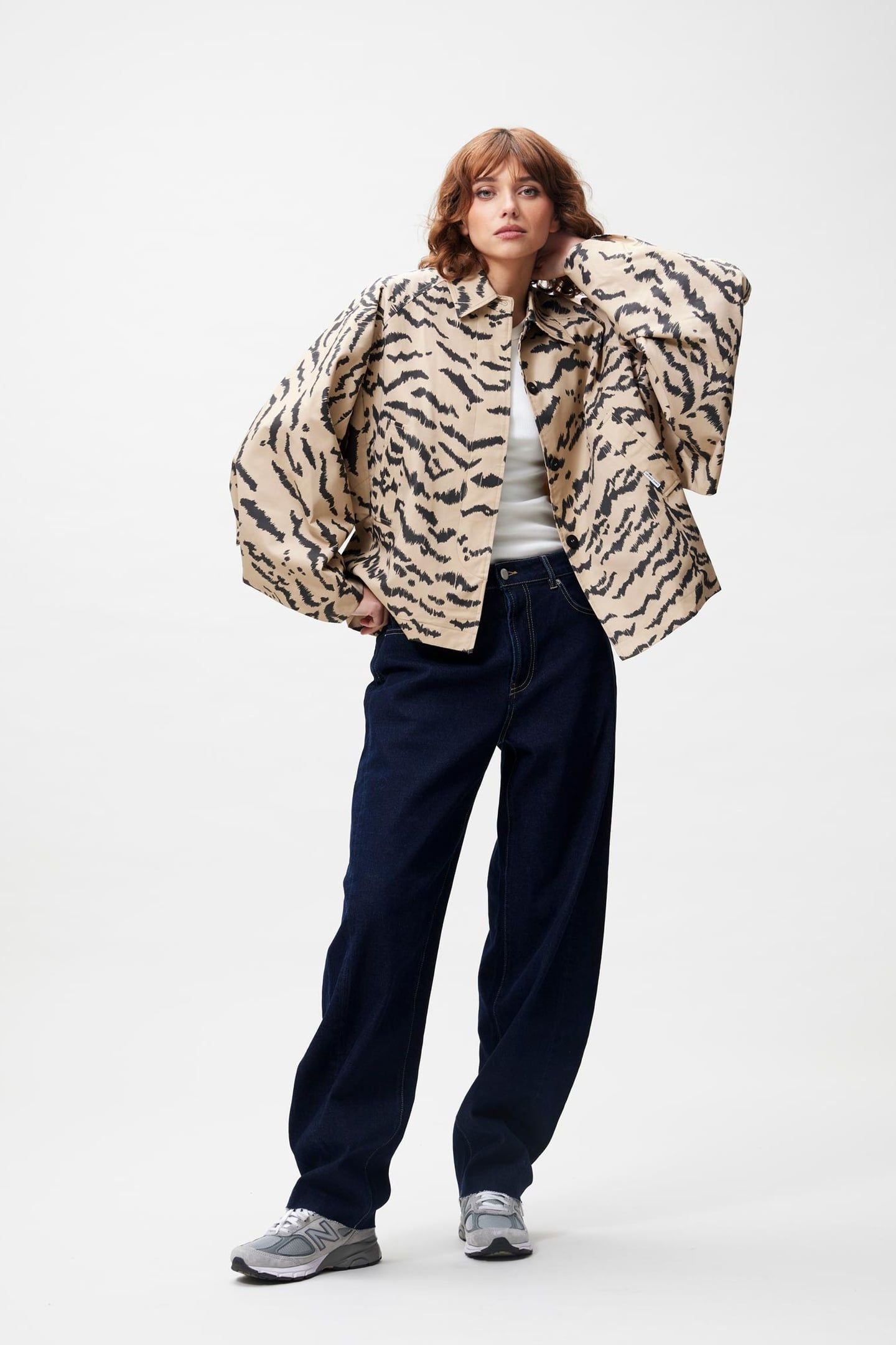 TIGER CAPE JACKET INCENSE 2