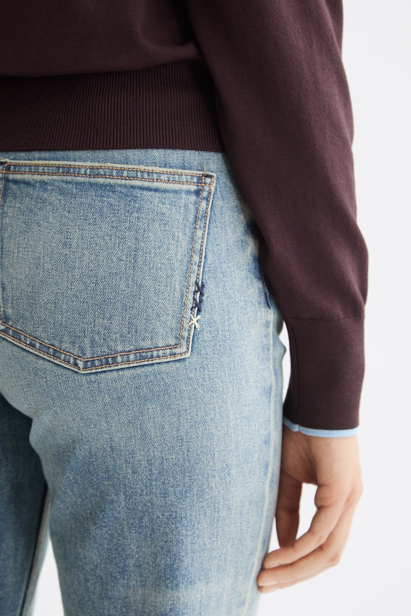 THE SKY STRAIGHT JEANS — MOUNTAIN ESCAPE 5
