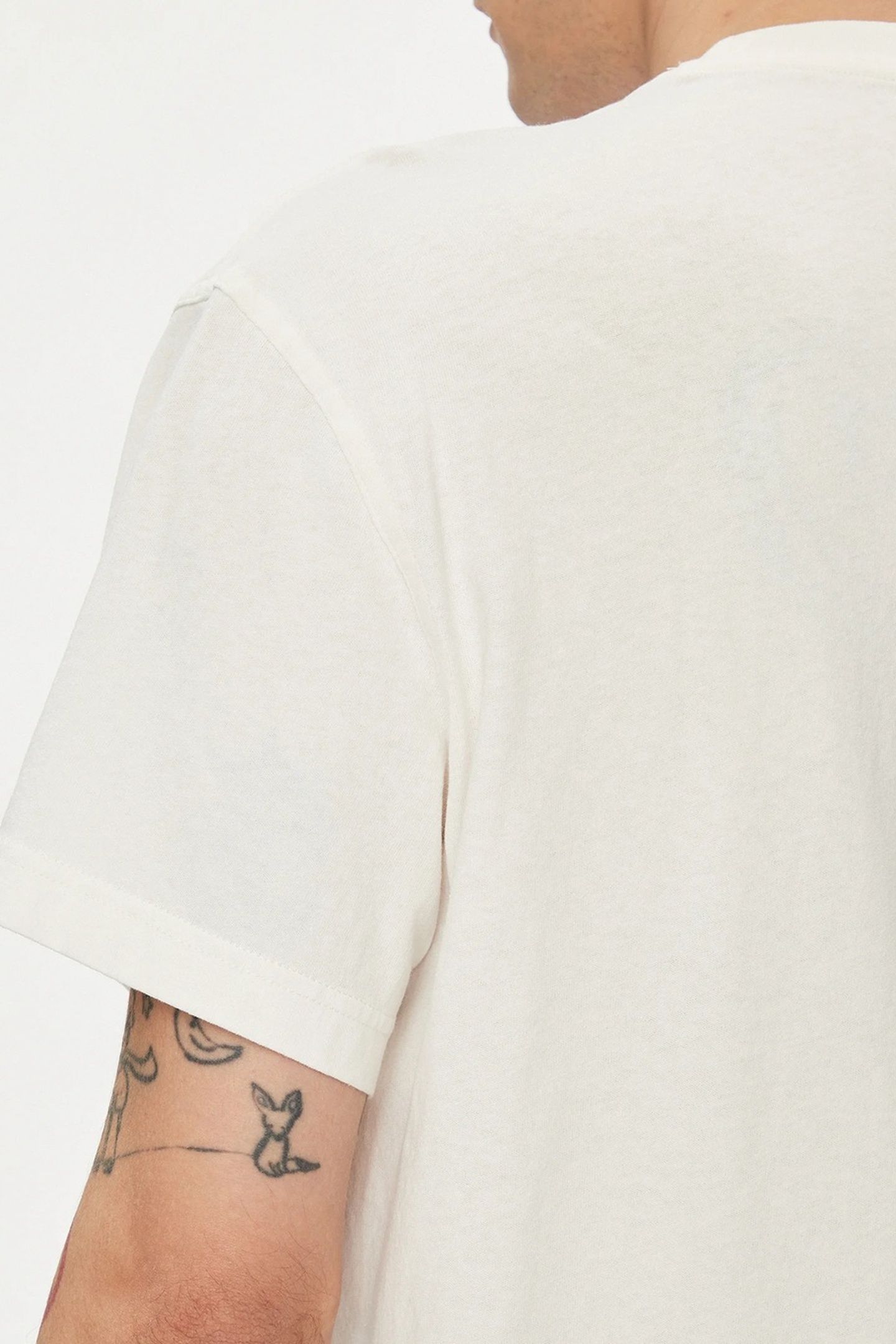 RELAXED POCKET TEE ECRU 5