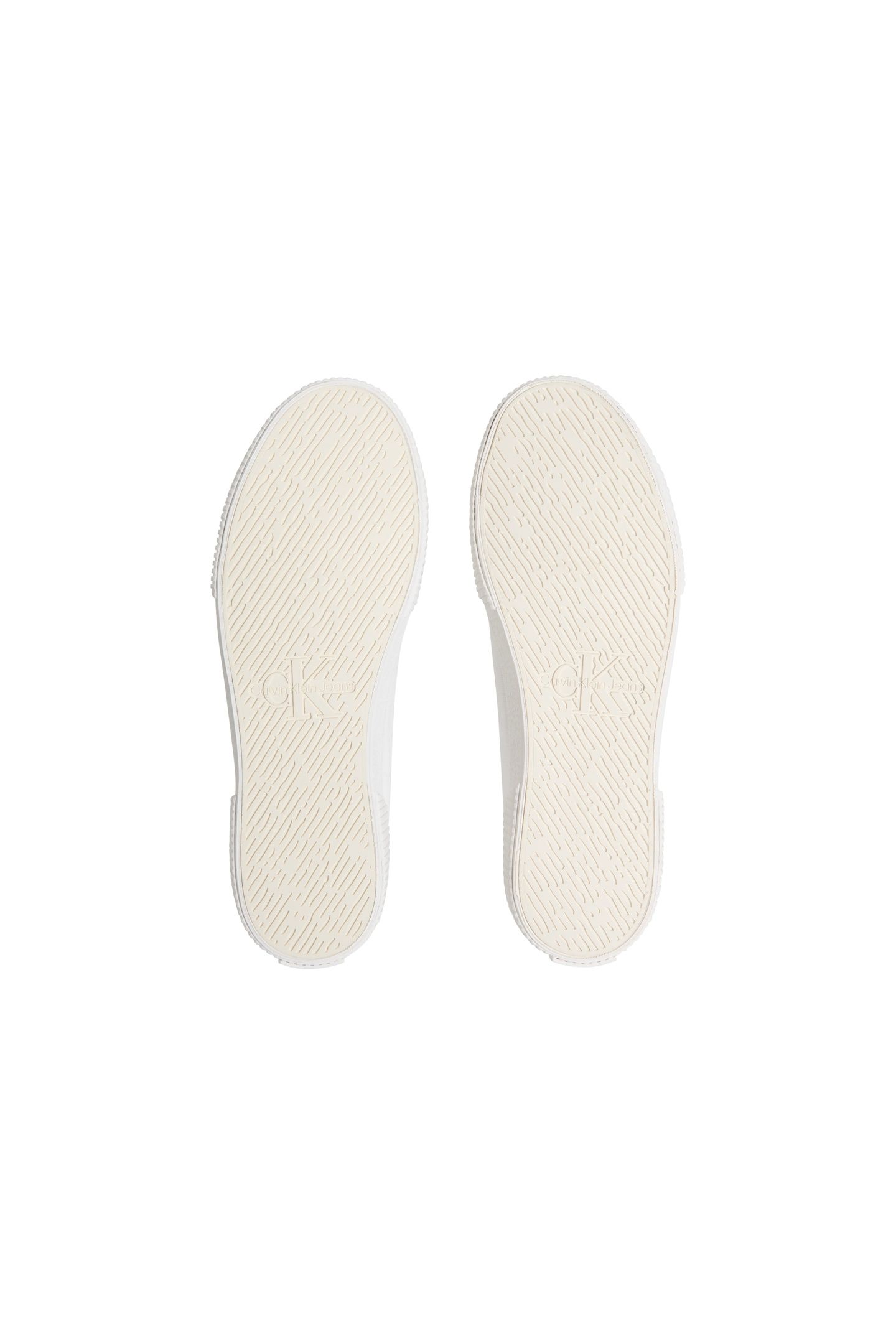 ESSENTIAL CANVAS TRAINERS TRIPLE BRIGHT WHITE 4