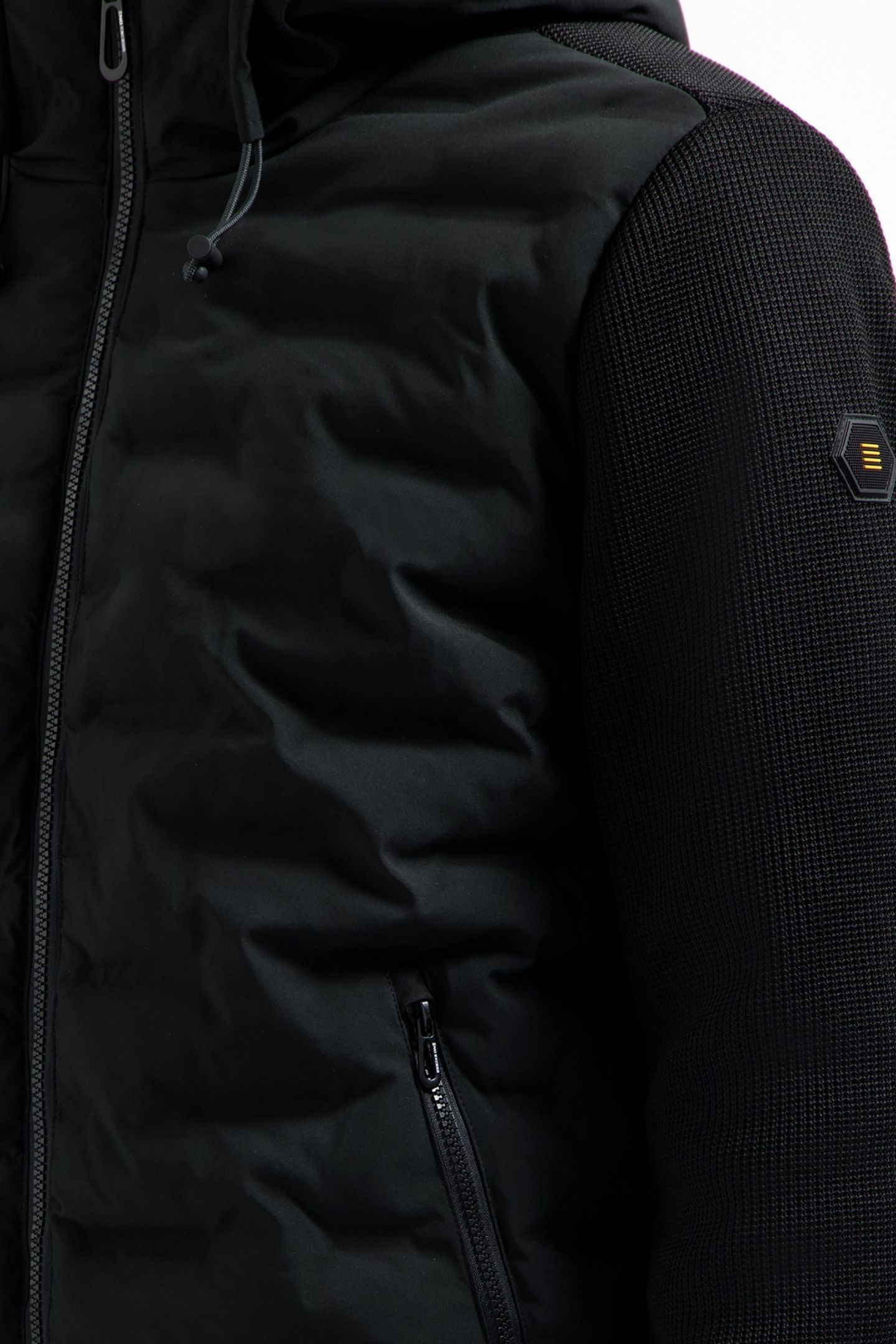 JACKET SHORT FIT SEALED HOODED KNITTED MIX BLACK 6