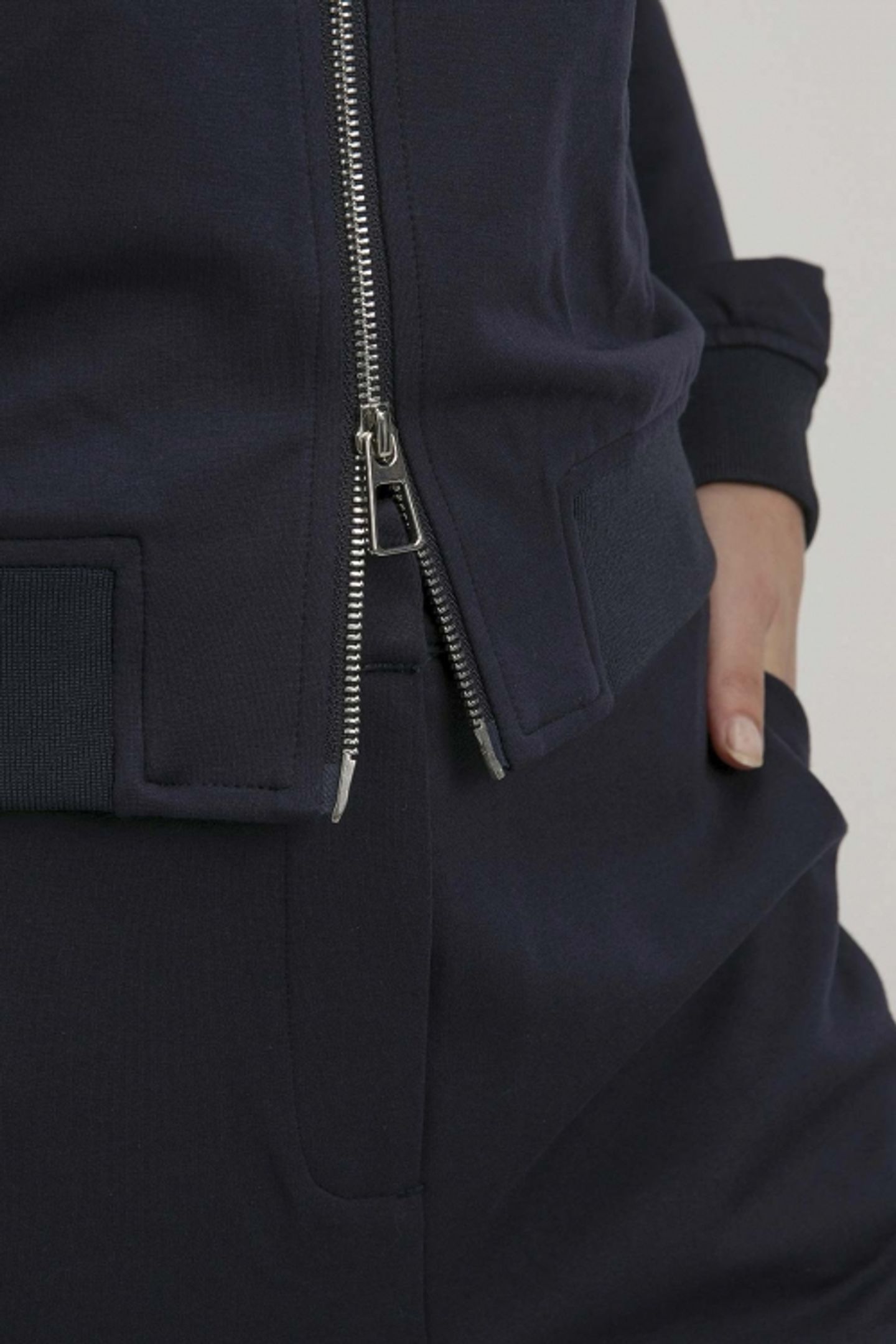 SELENA JACKET NAVY 4