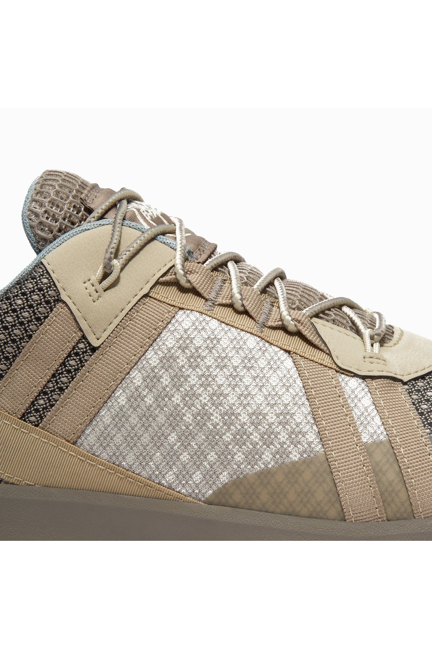WINSOR TRAIL LOW LACE UP WATERPROOF SNEAKER MEDIUM GREY MESH 9