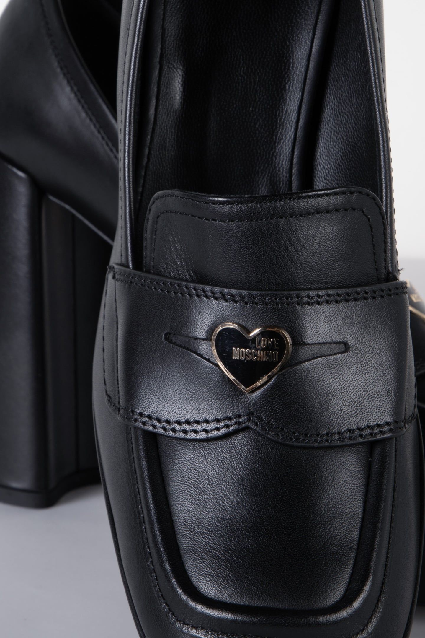 GOATSKIN PUMP BLACK 4