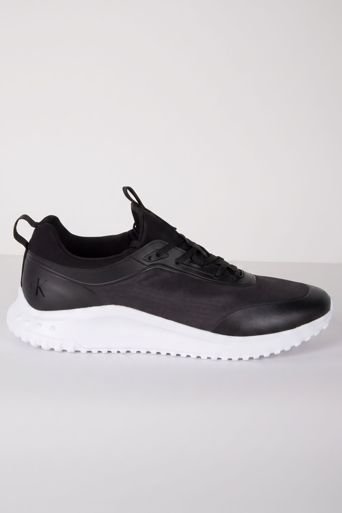 EVA RUNNER LACEUP BLACK 1