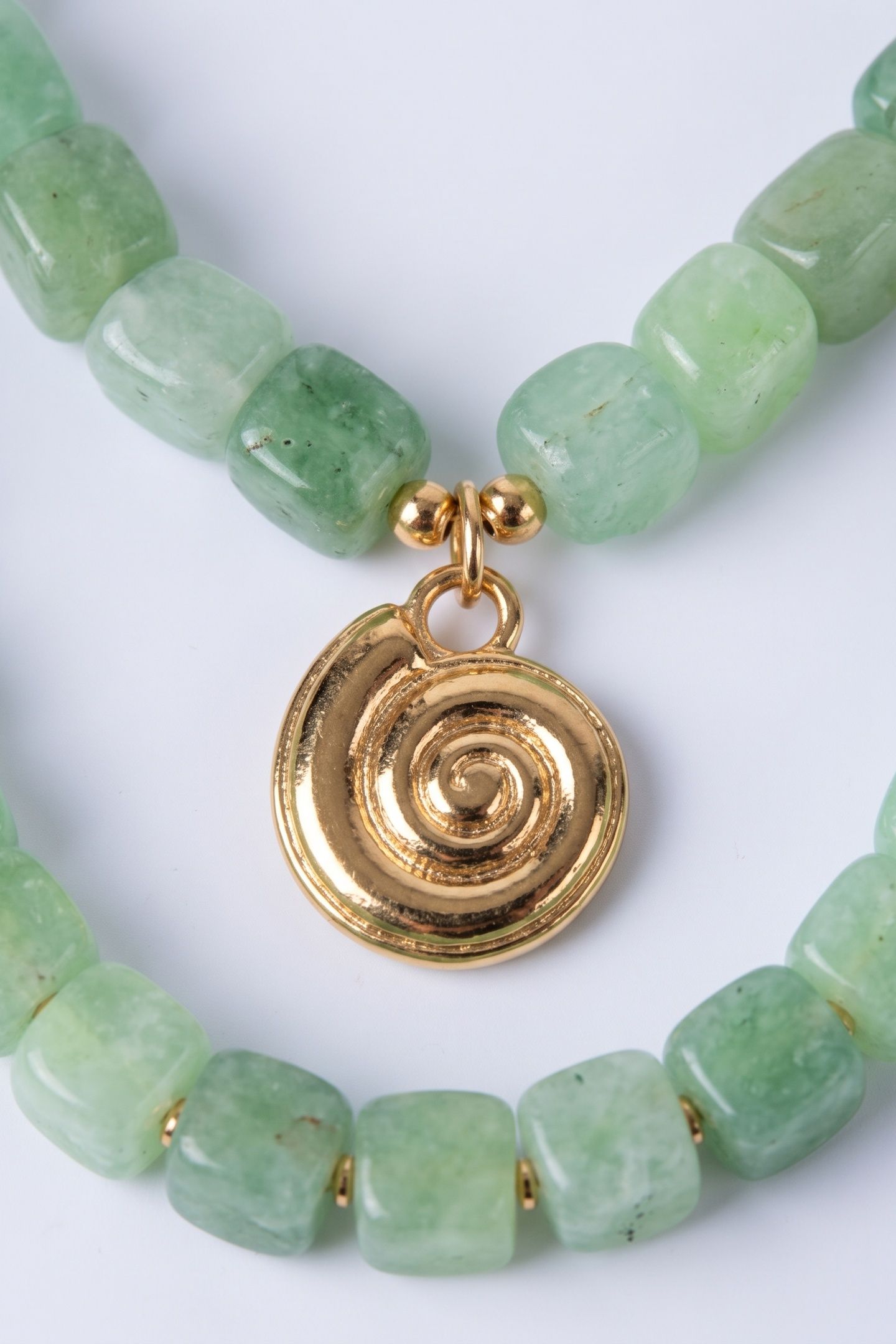 SUNDIAL SHELL JADE KETTE GOLD 4