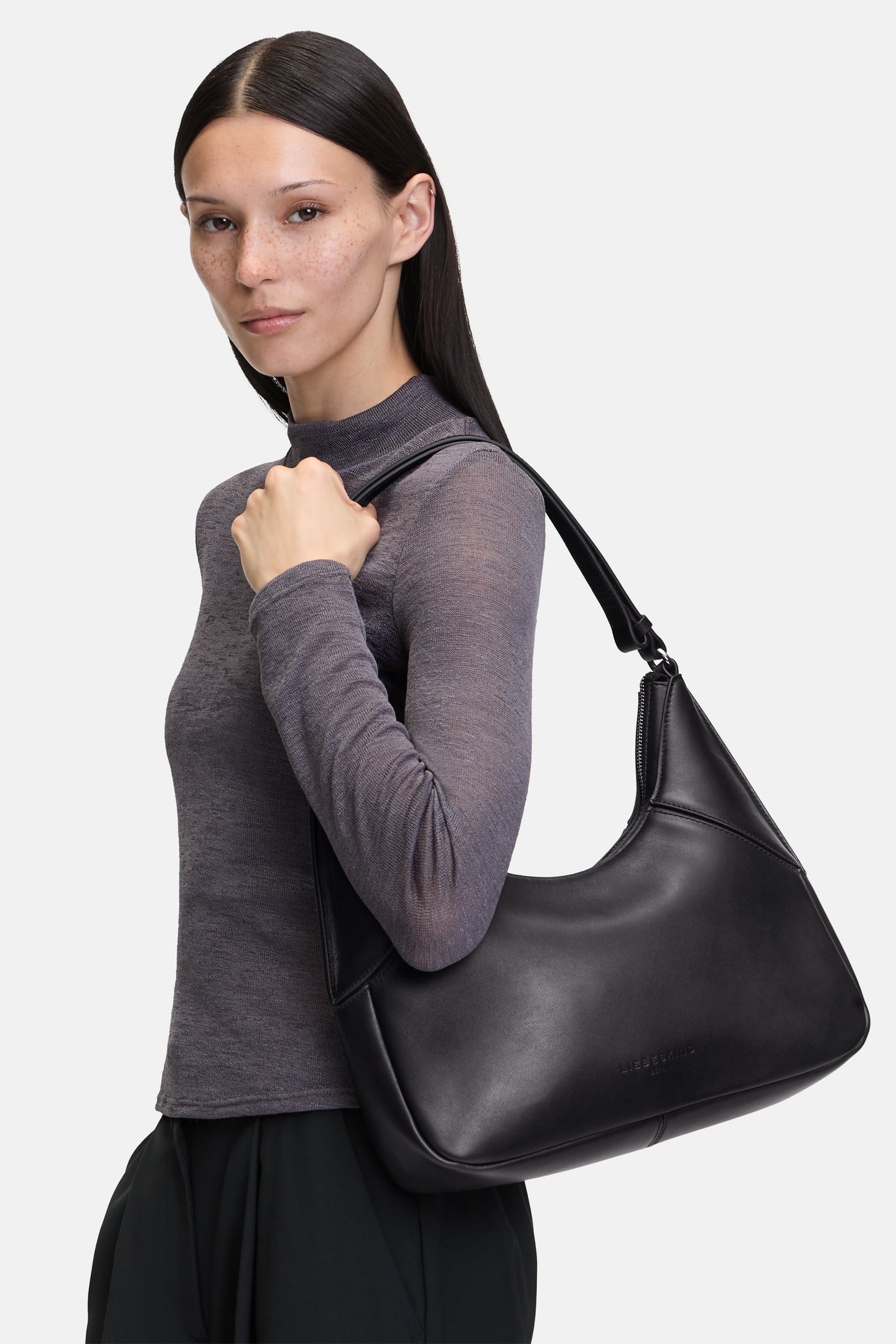 HOBO SMALL BLACK 1