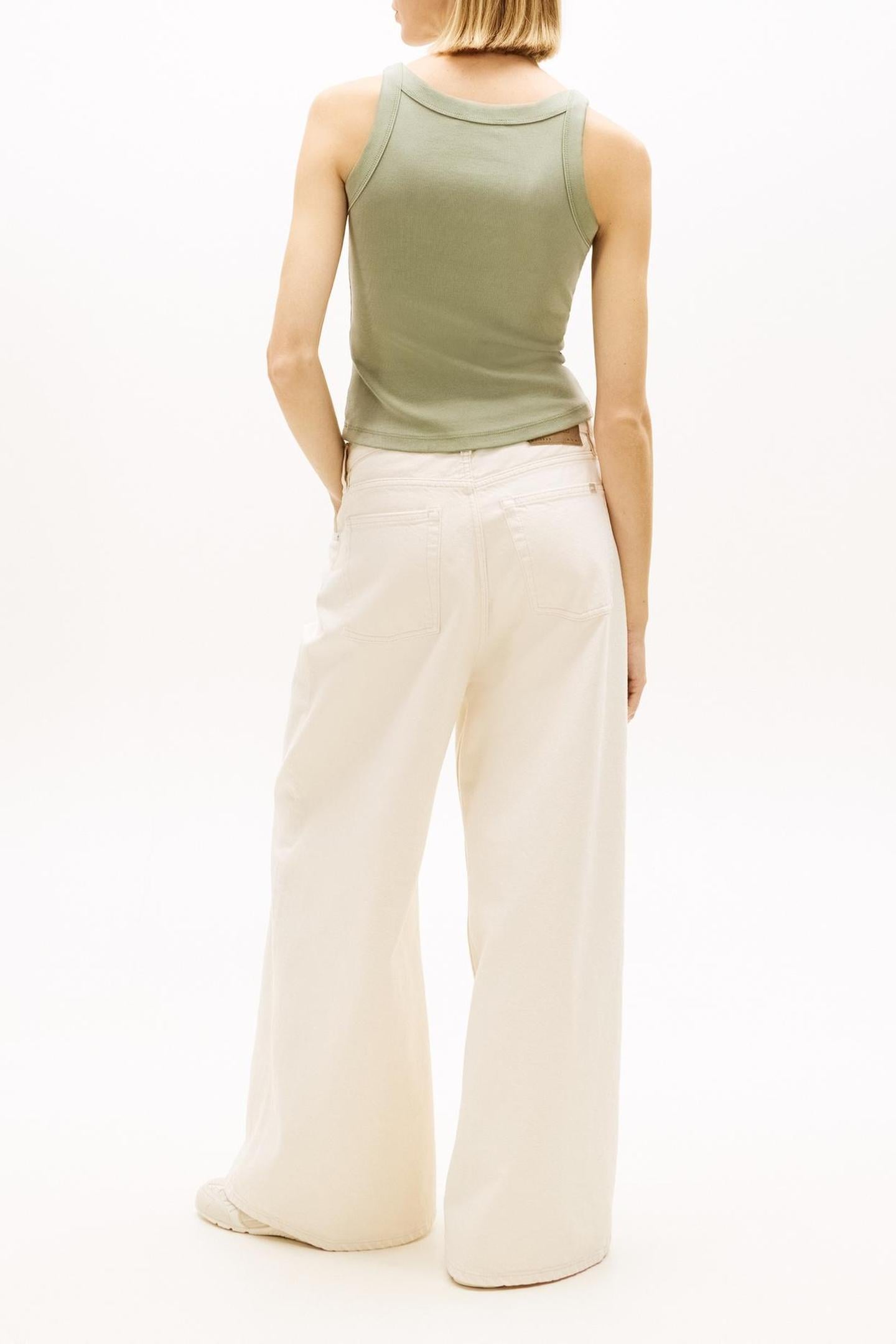 SLIM TONAL TANK TOP BAY LEAF 3
