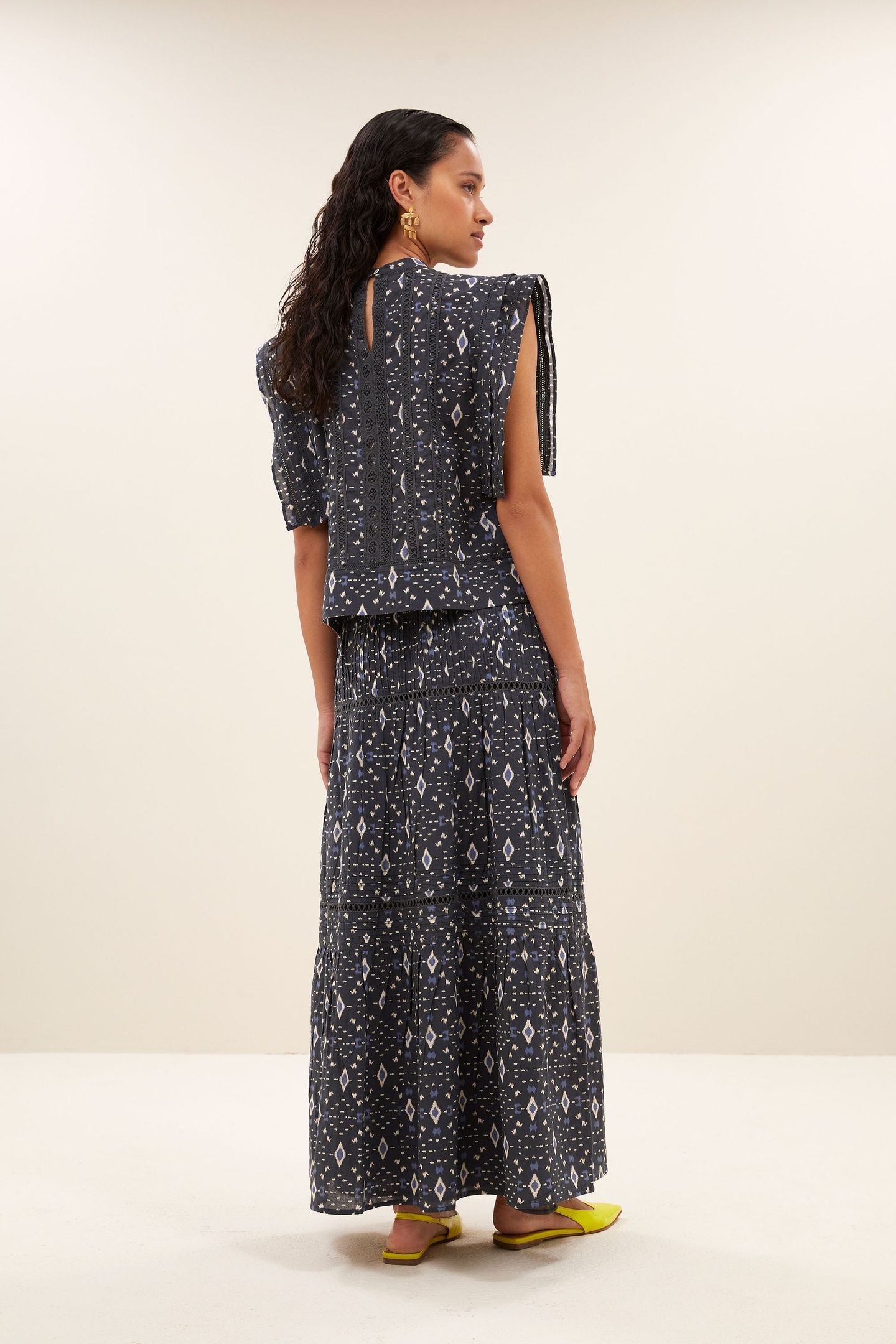 XENA MIDNIGHT IKAT SKIRT MIDNIGHT IKAT 4