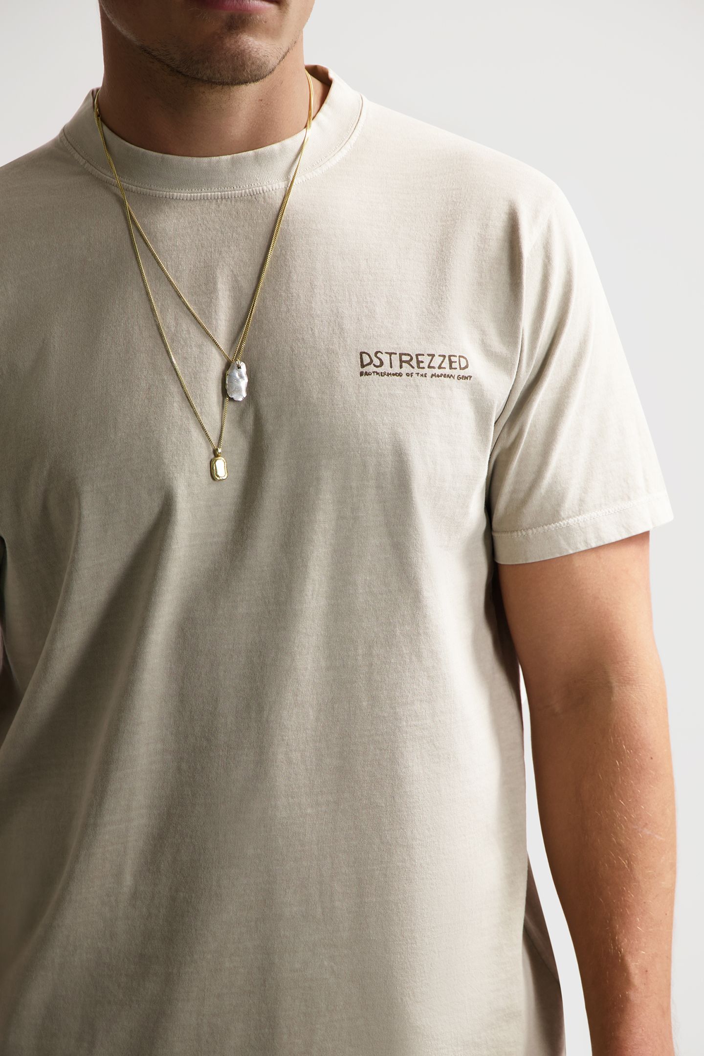 NICKOLAS TEE TIMBER WOLF 4