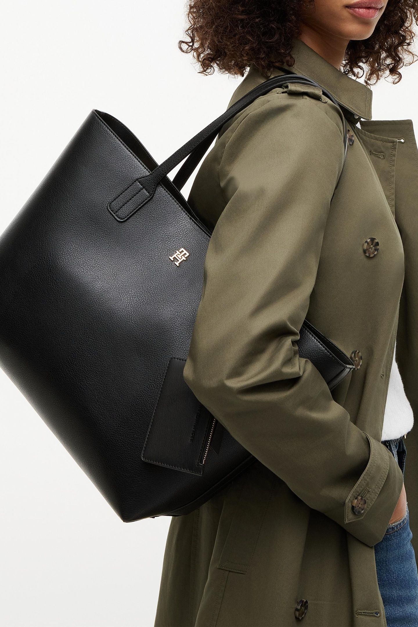 TH ICON TOTE BLACK 1