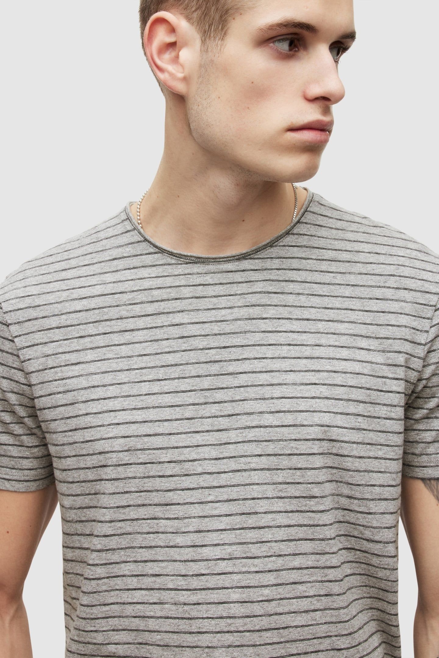 FIGURE STRIPE SS CRE GREY MARL/WSHD BLK 5