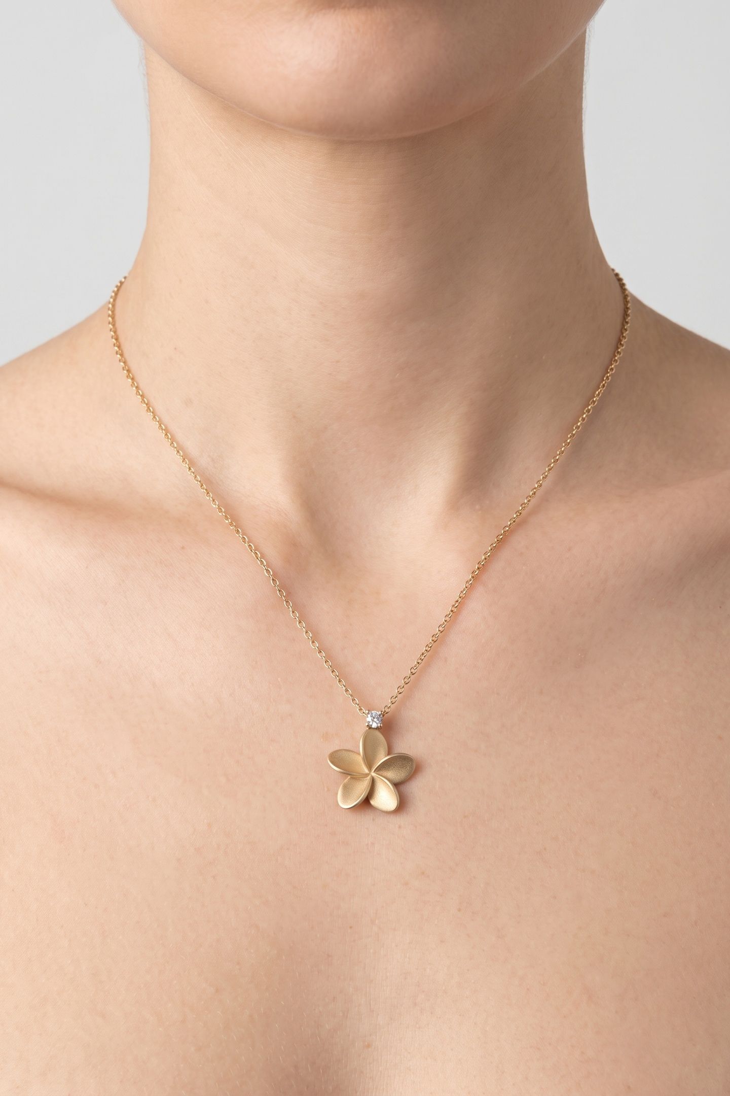 MAHINA CLUB EMPOWHER KETTE GOLD 1