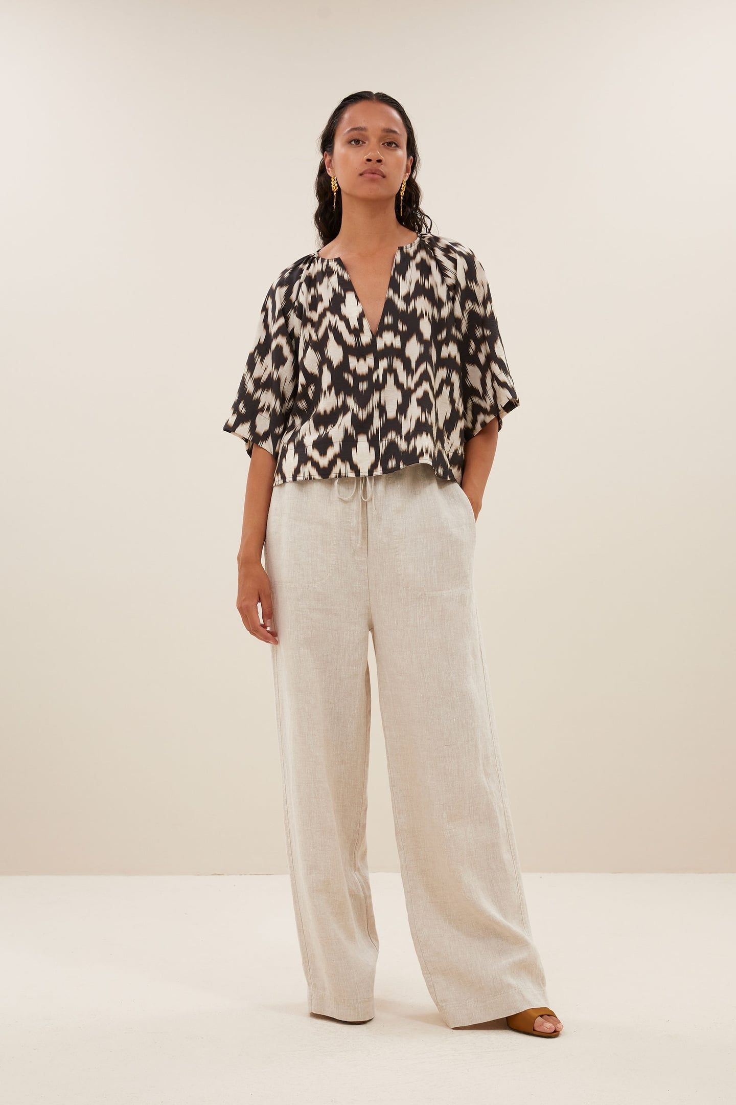 TODD BROWN BATIK BLOUSE BROWN BATIK 1
