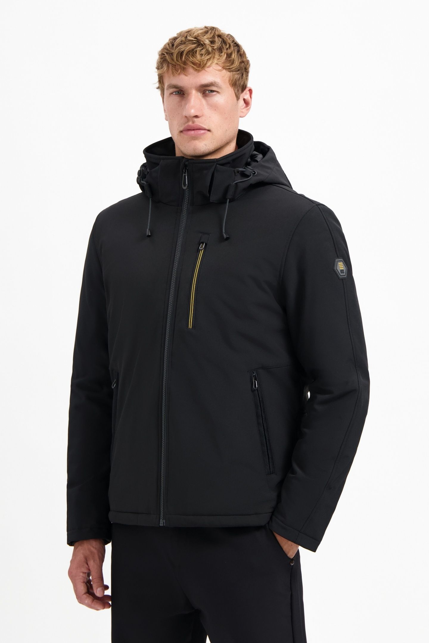JACKET SHORT FIT HOODED SOFTSHELL STRETCH BLACK 2