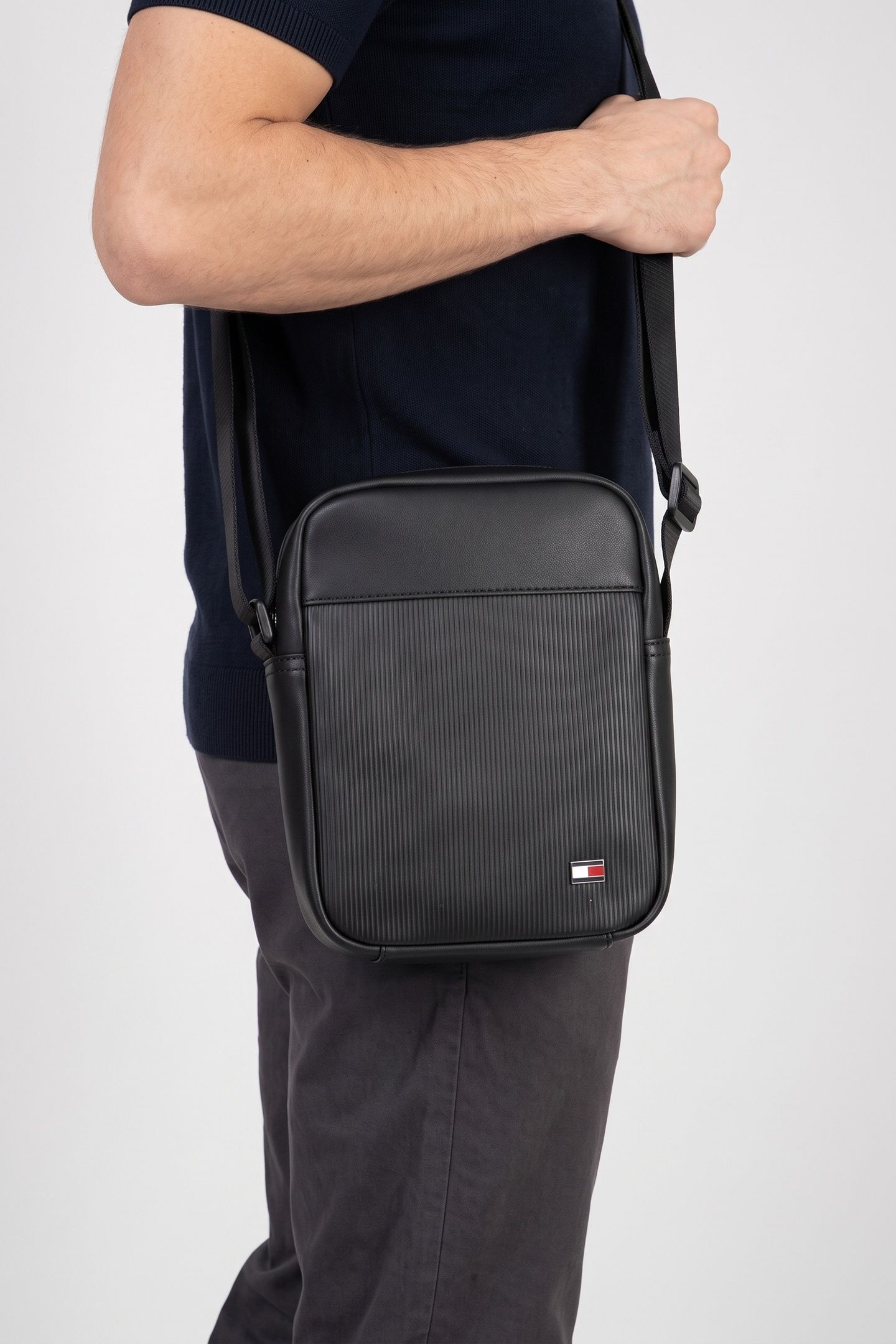 FLAG MINI REPORTER BLACK 1