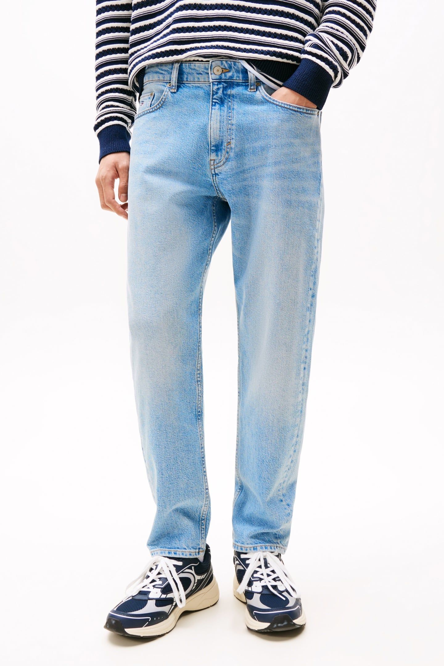 ISAAC RELAXED TAPERED DENIM LIGHT 1