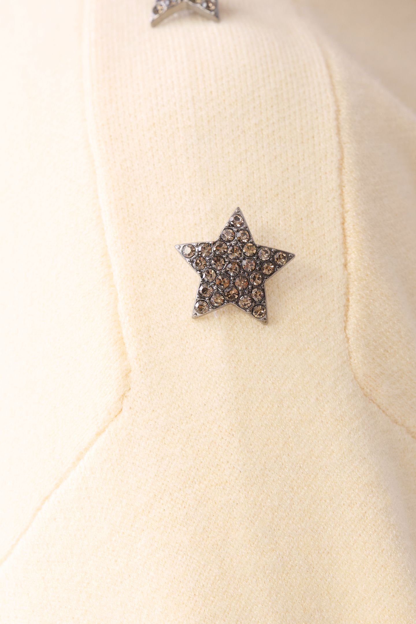 LA-SBSTAR BUTTON KNIT OFFWHITE 5