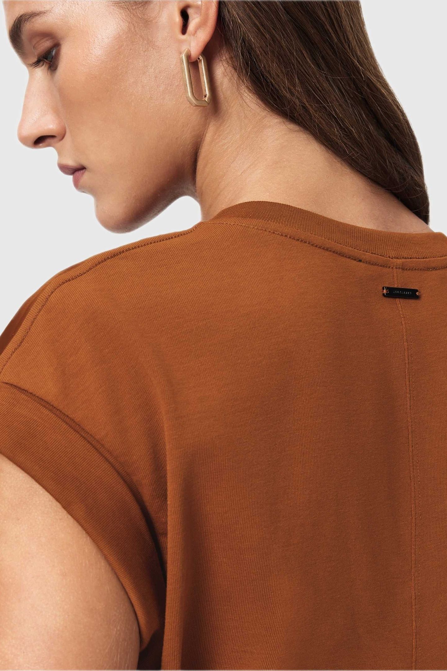 MIRA SATIN TEE RUST BROWN 10