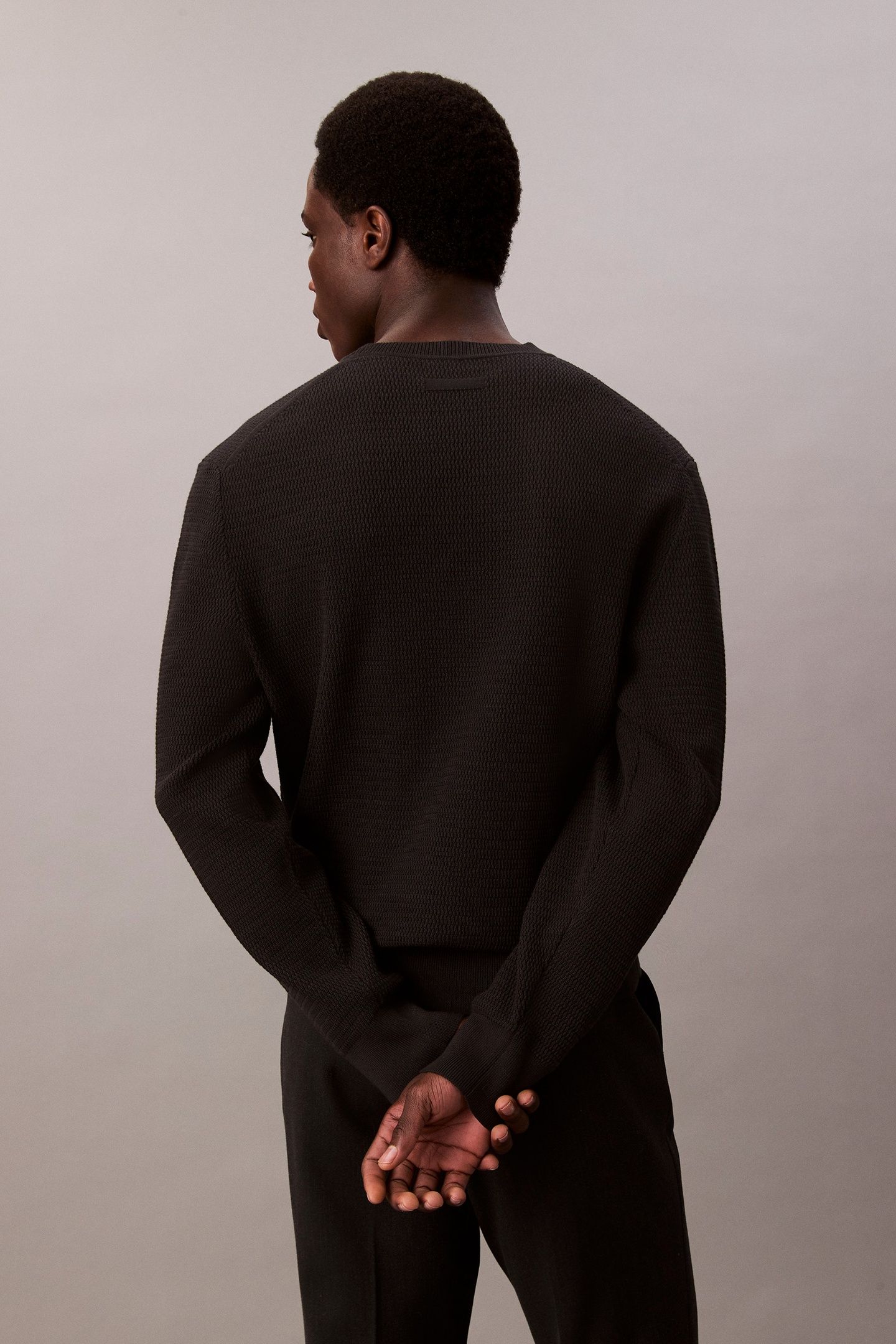 LS TEXTURE COTTON CREW NECK BLACK 3