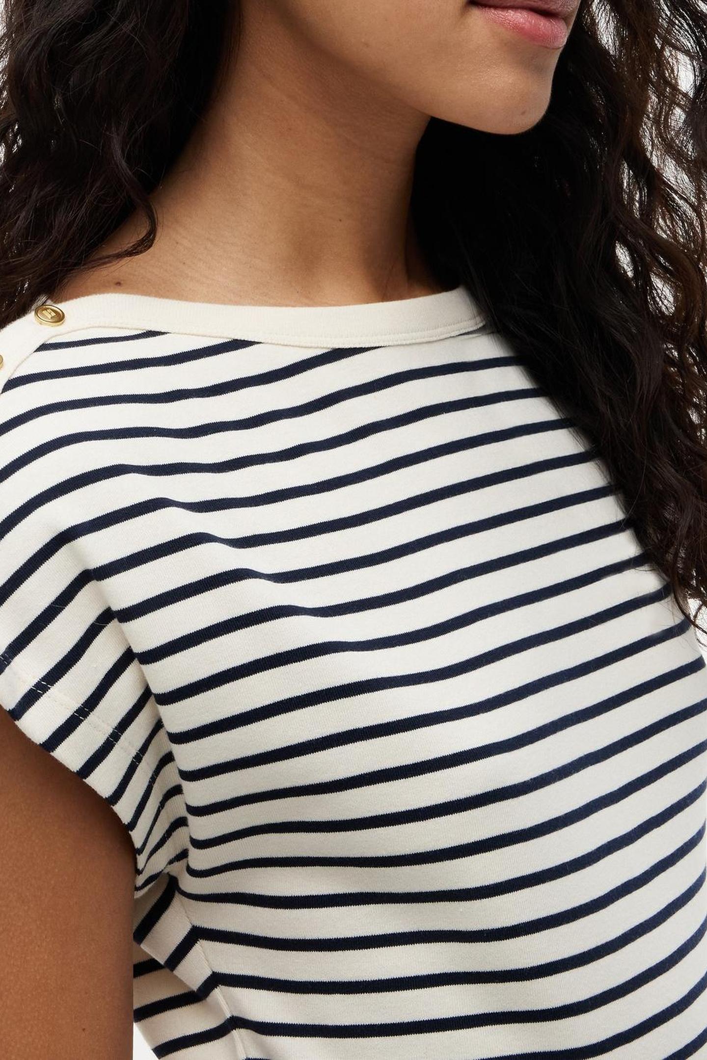 GOLD-TONE BUTTON BOAT NECK T-SHIRT BRETON CALICO/DARK NIGHT  5