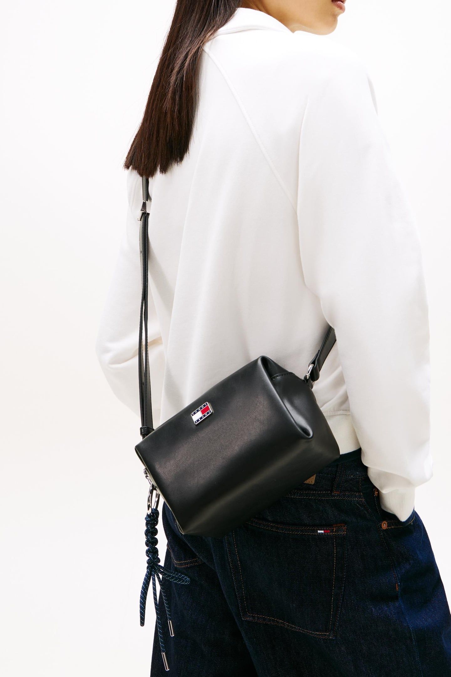 CITY CHARM CAMERA BAG BLACK 1