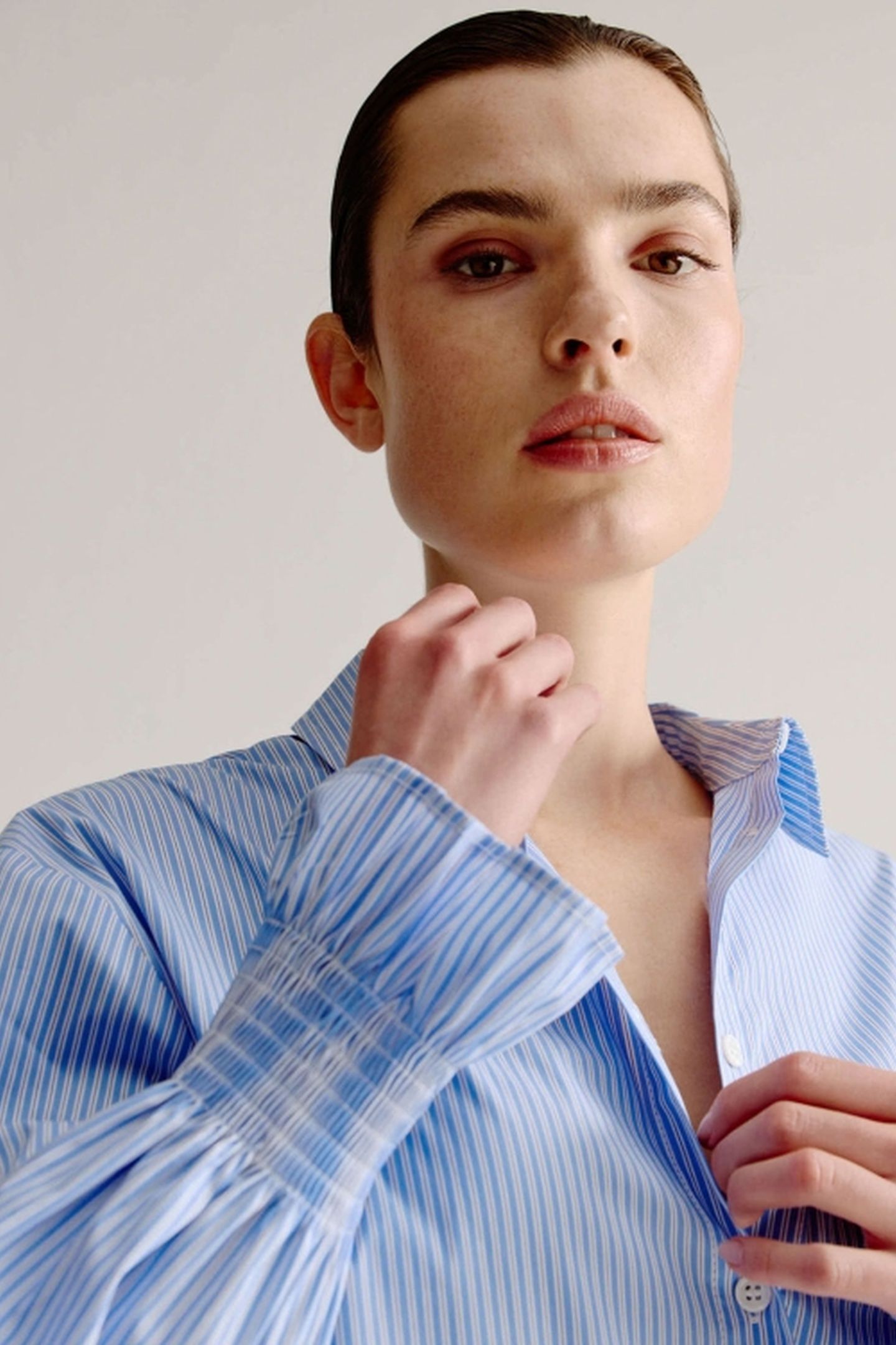 LEONTIEN BLOUSE LIGHT BLUE STRIPE 6