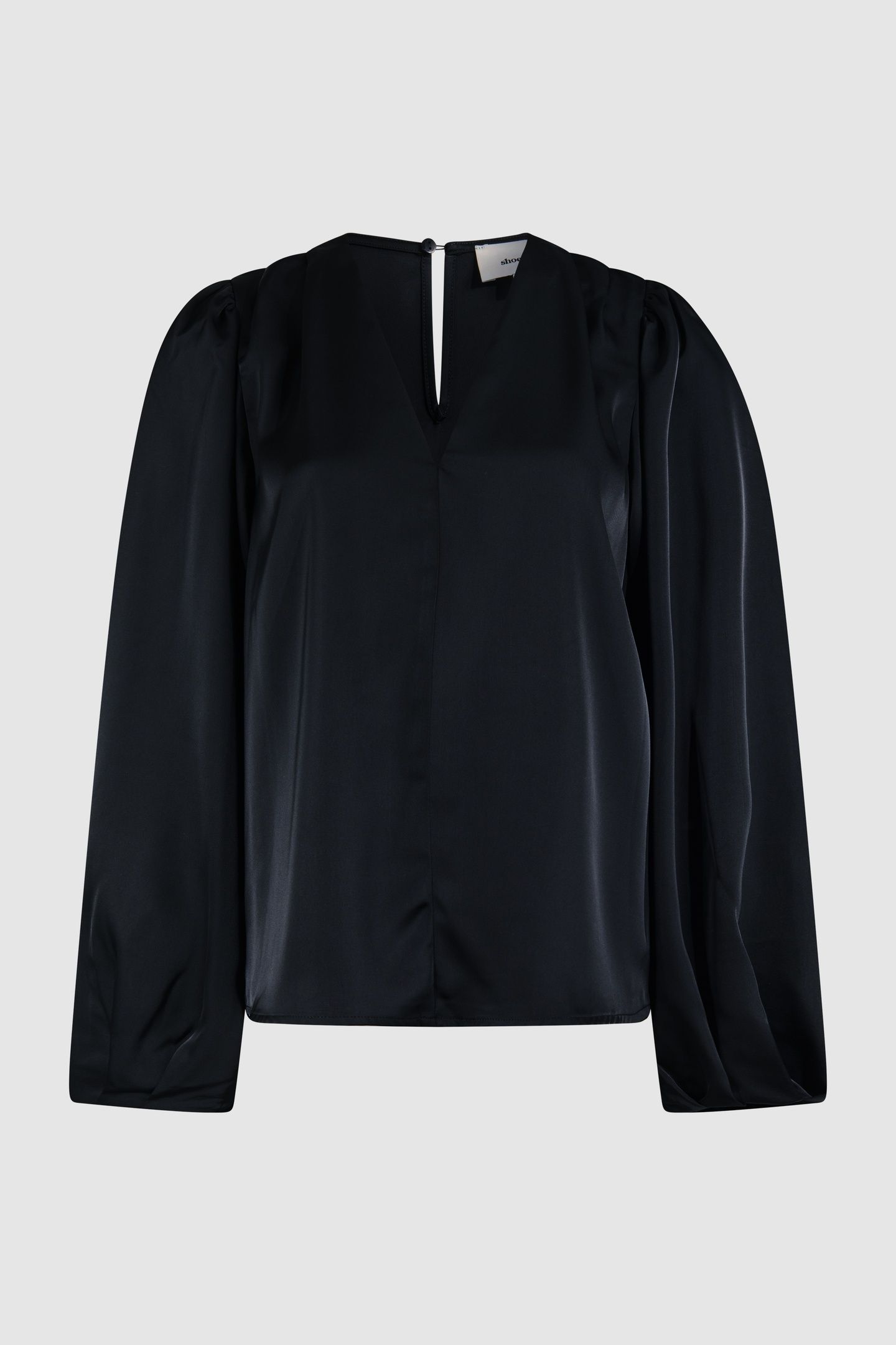 LA-SBCLEAN V-NECK BLOUSE BLACK 4