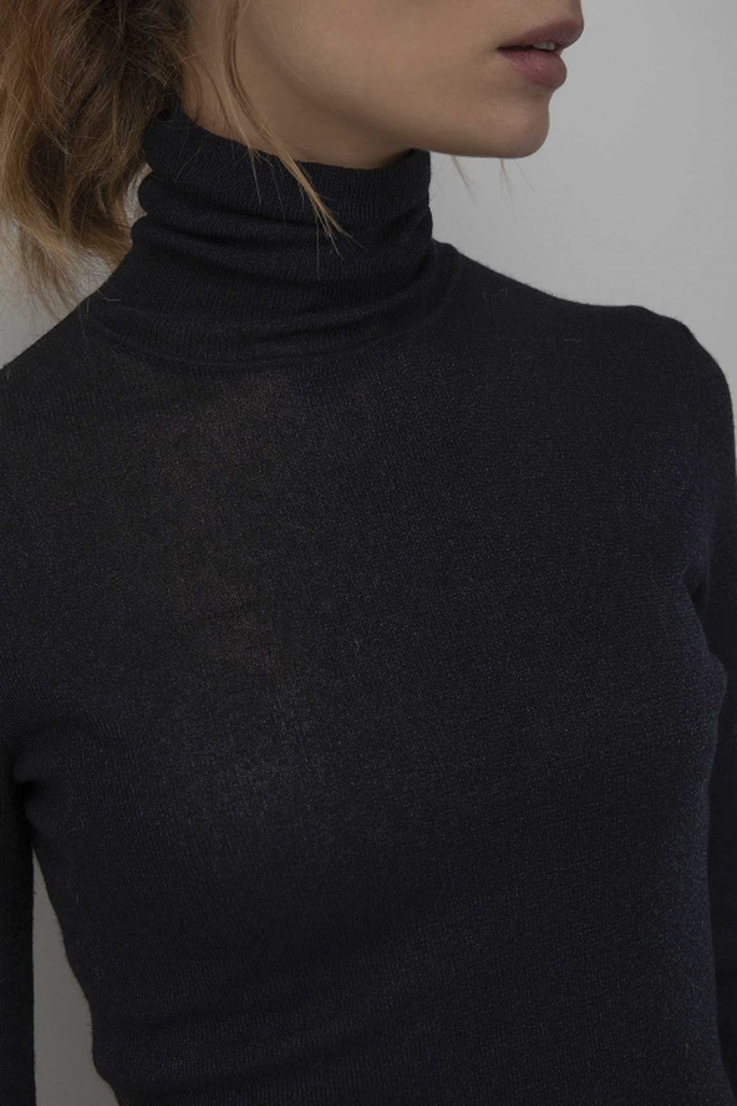 SAAR SWEATER NAVY 4