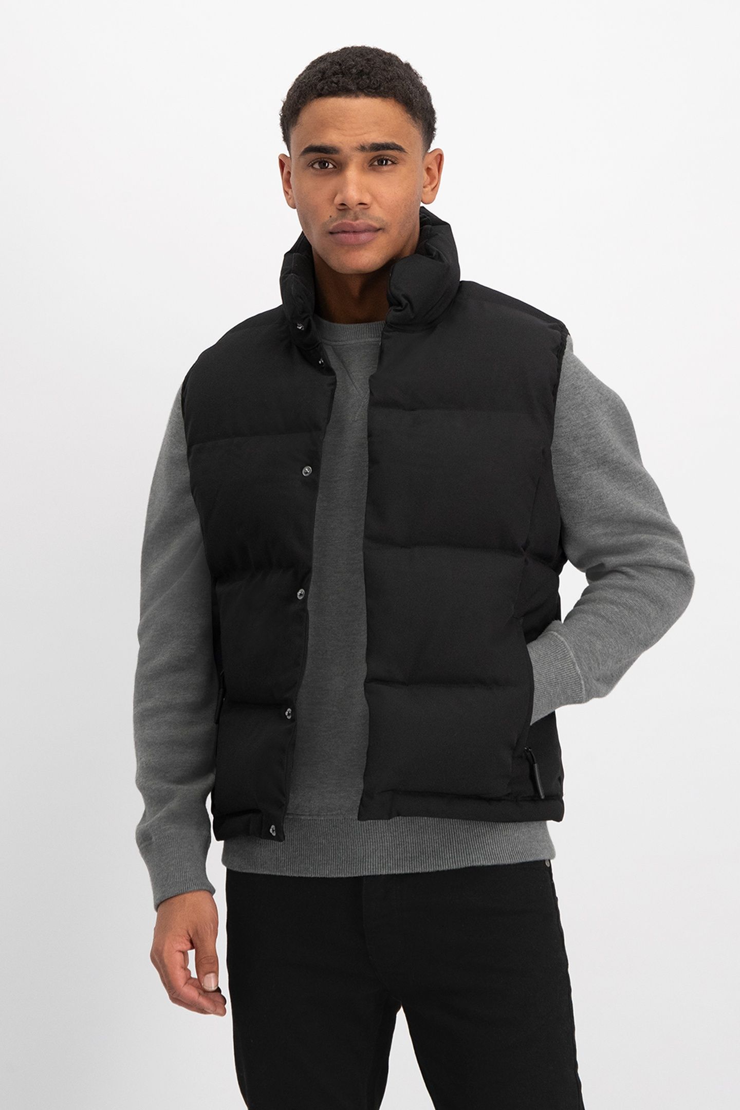 THE BODY JET BLACK 1
