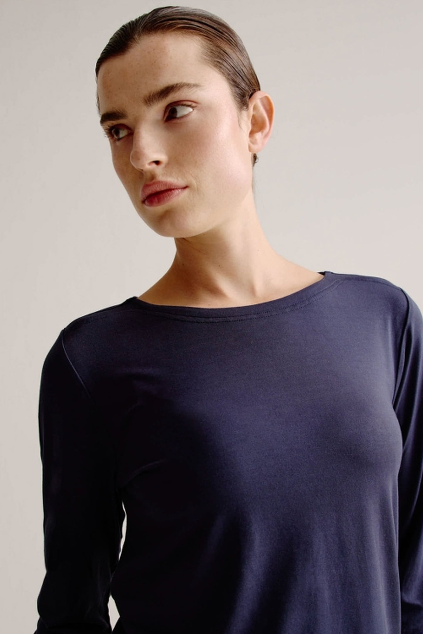 ALINE T-SHIRT SOLID NAVY 2