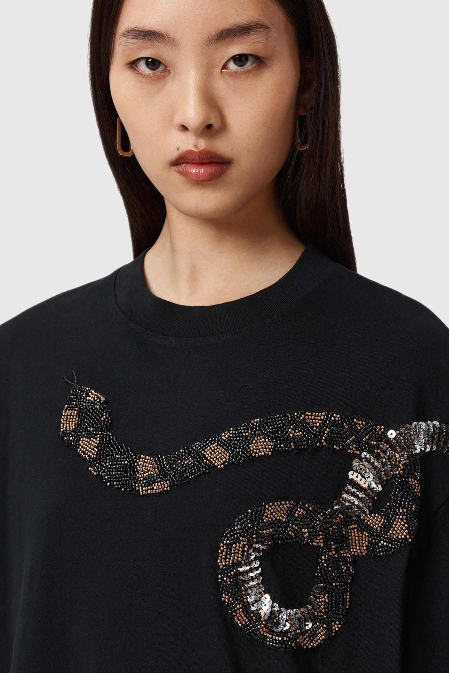 OUROS AMELIE TEE BLACK 7