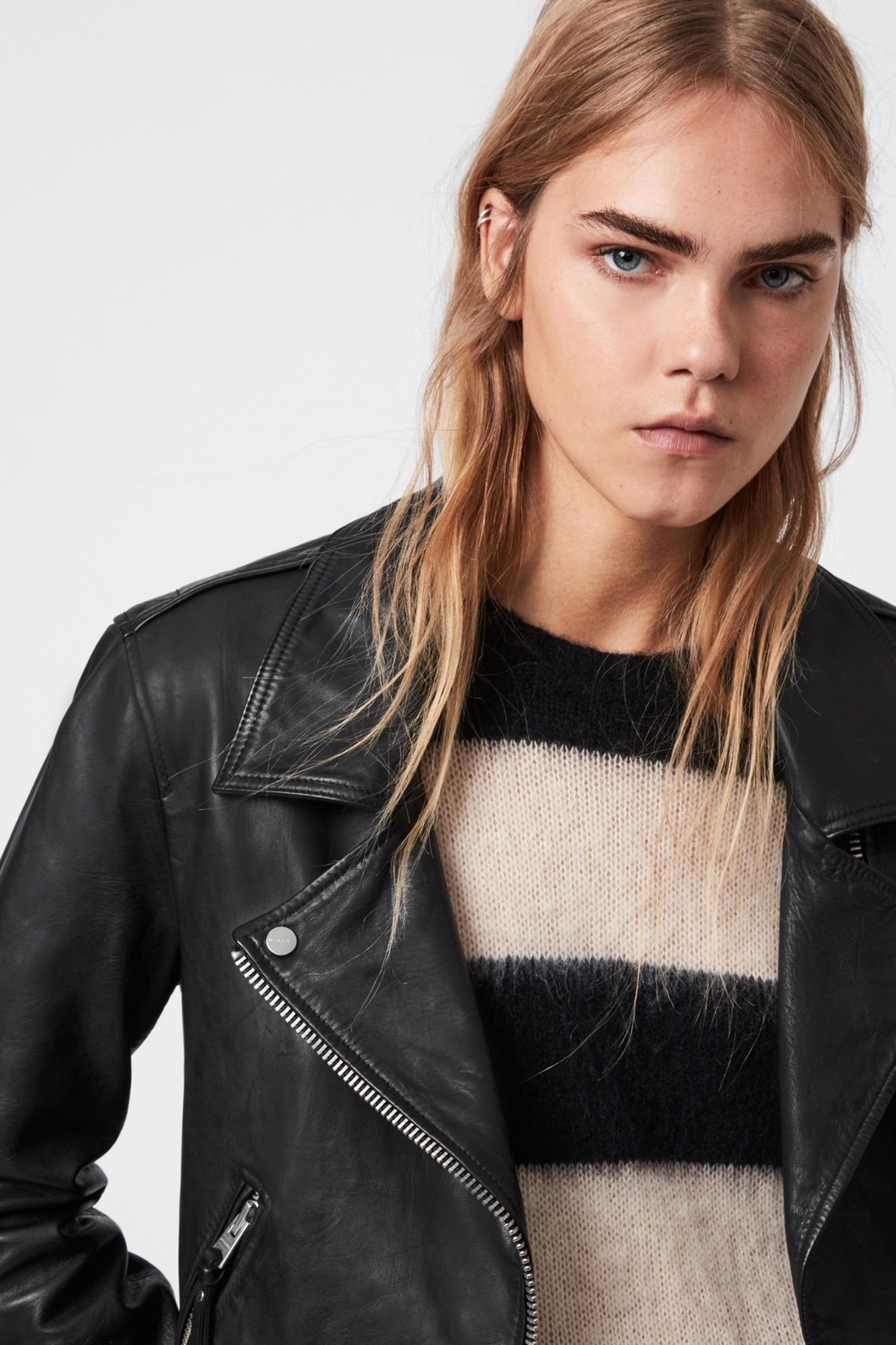 LUNA BIKER BLACK 2