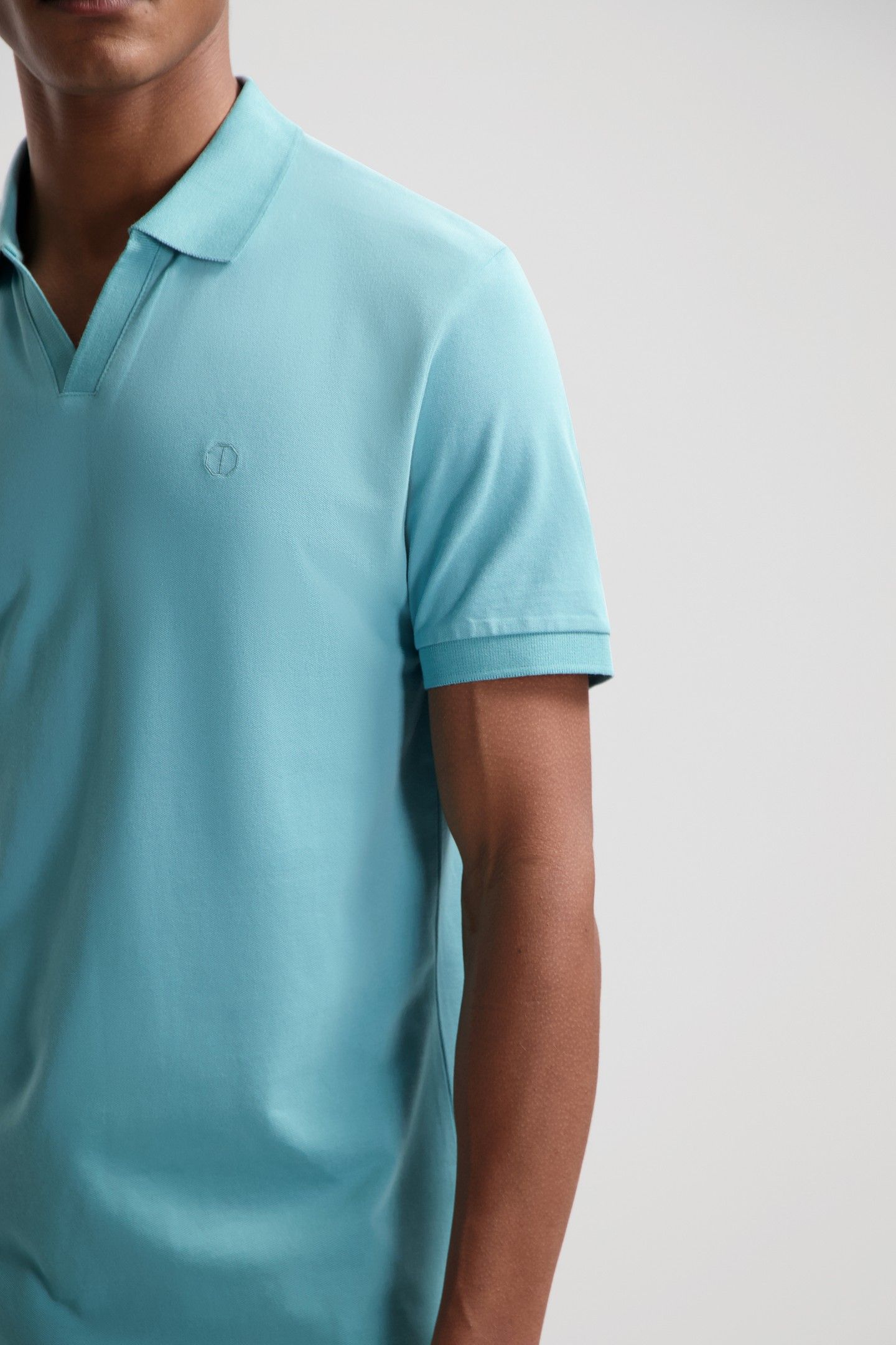 DS_BOWIE V- NECK POLO REEF WATERS 3