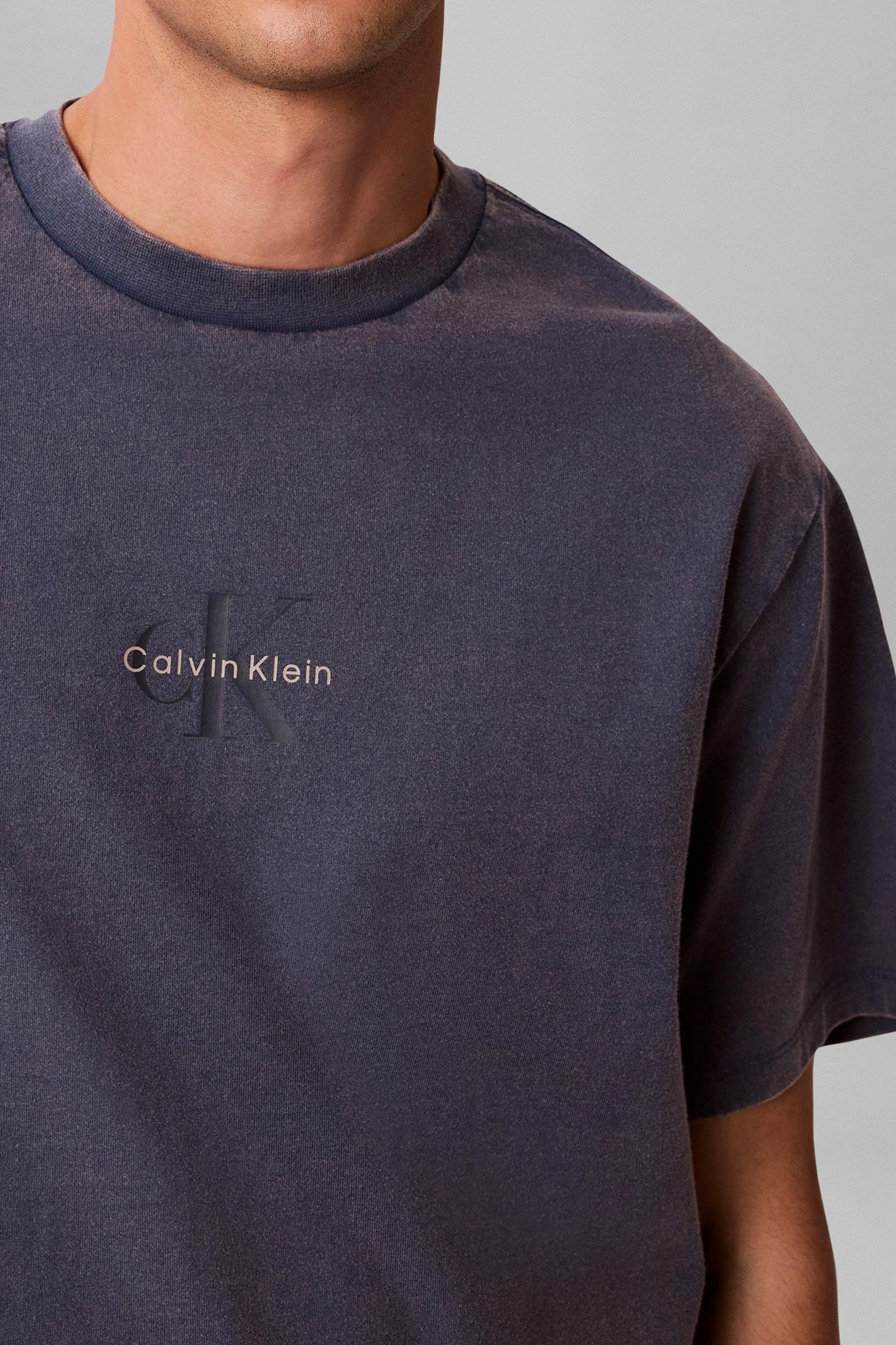 SHORT SLEEVE 90S FIT MONOLOGO TEE DARK DENIM 4