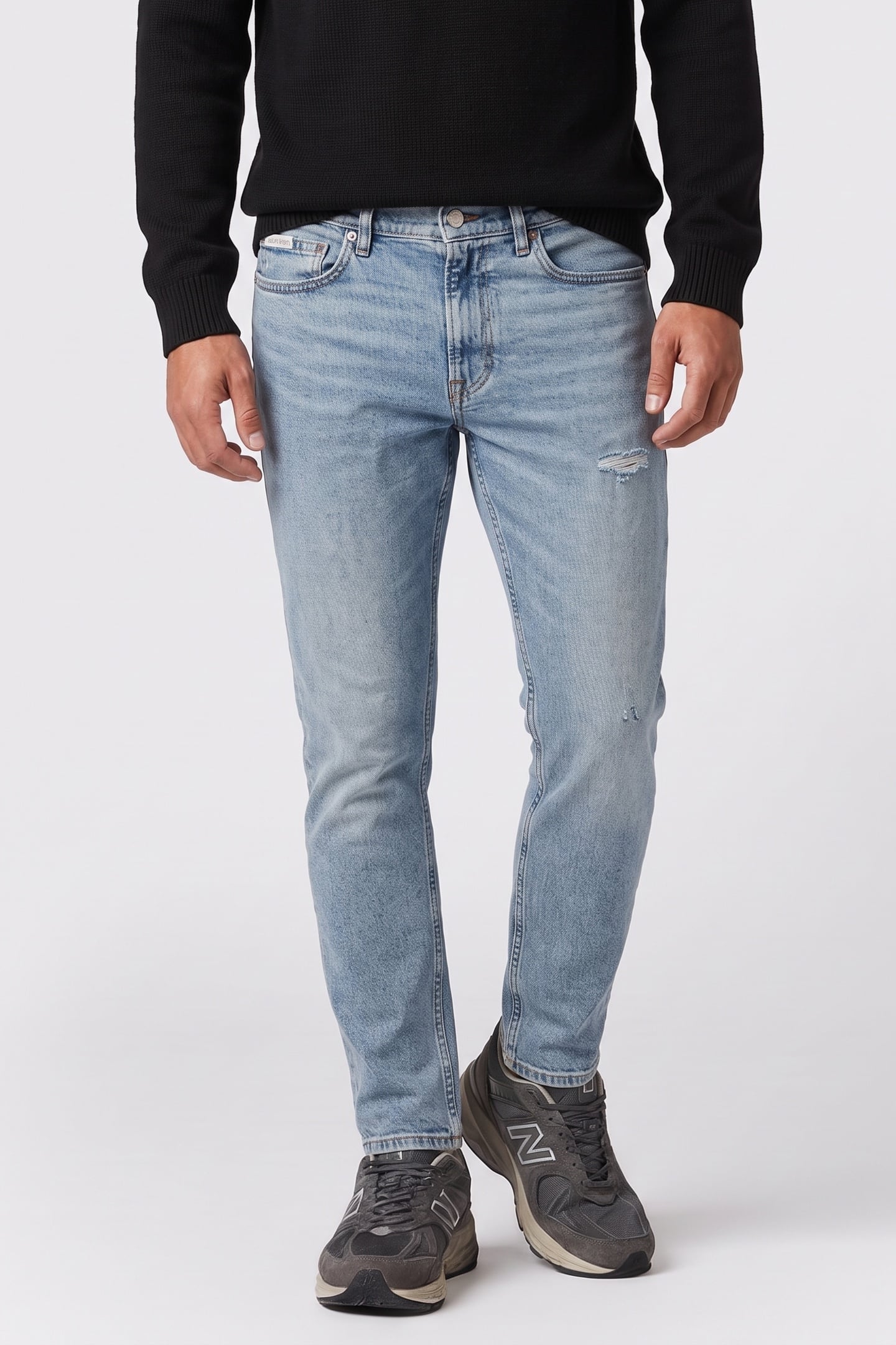 SLIM TAPERED JEANS TATTERED MIRAGE 1