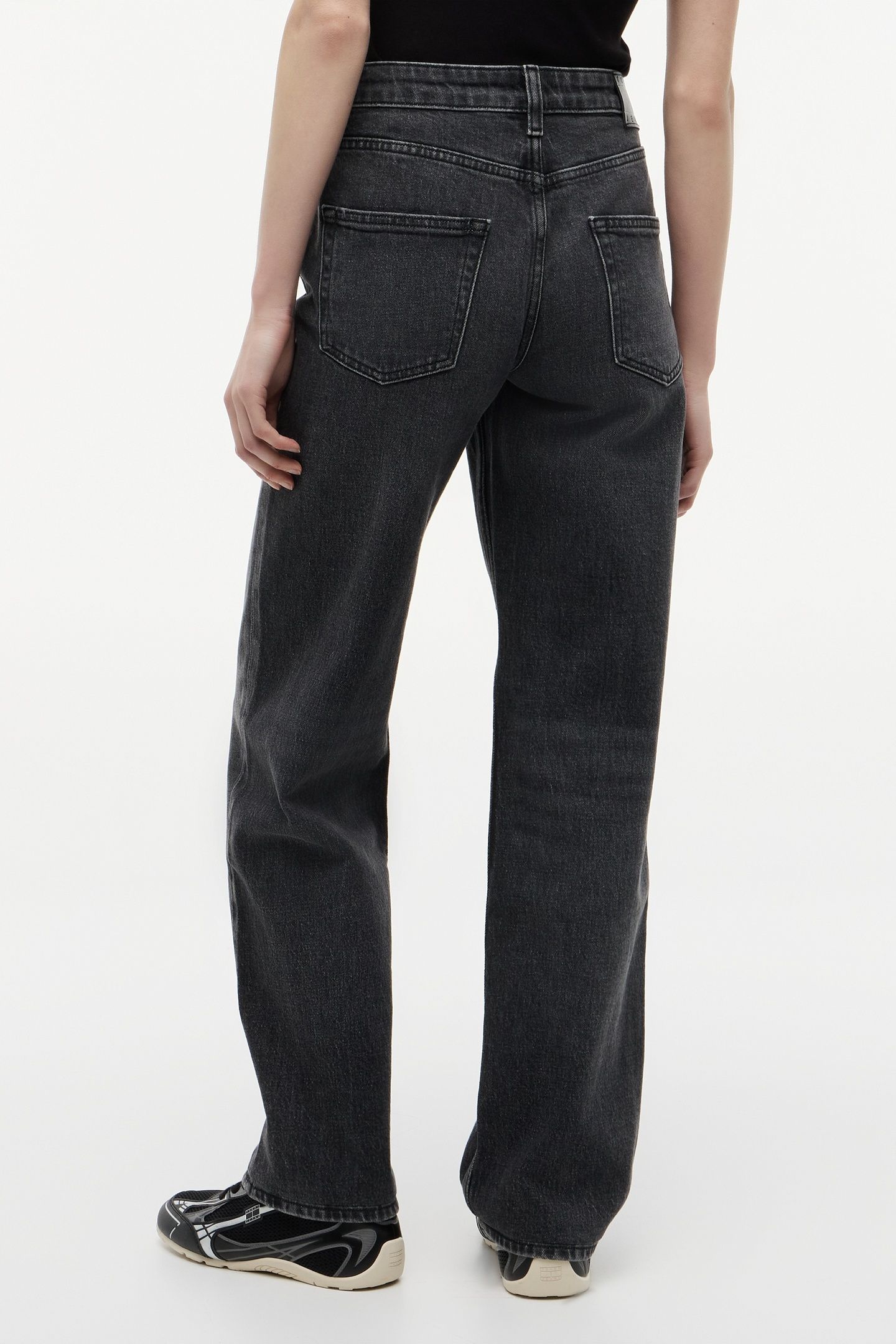 SOPHIE LOW WAIST STRAIGHT DENIM BLACK 2