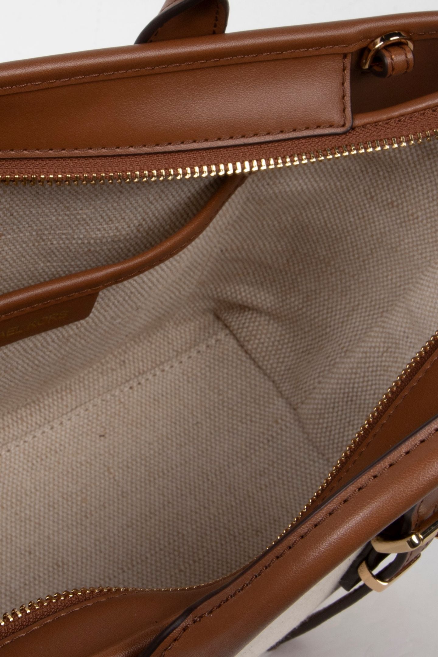 SMALL SATCHEL LUGGAGE 5
