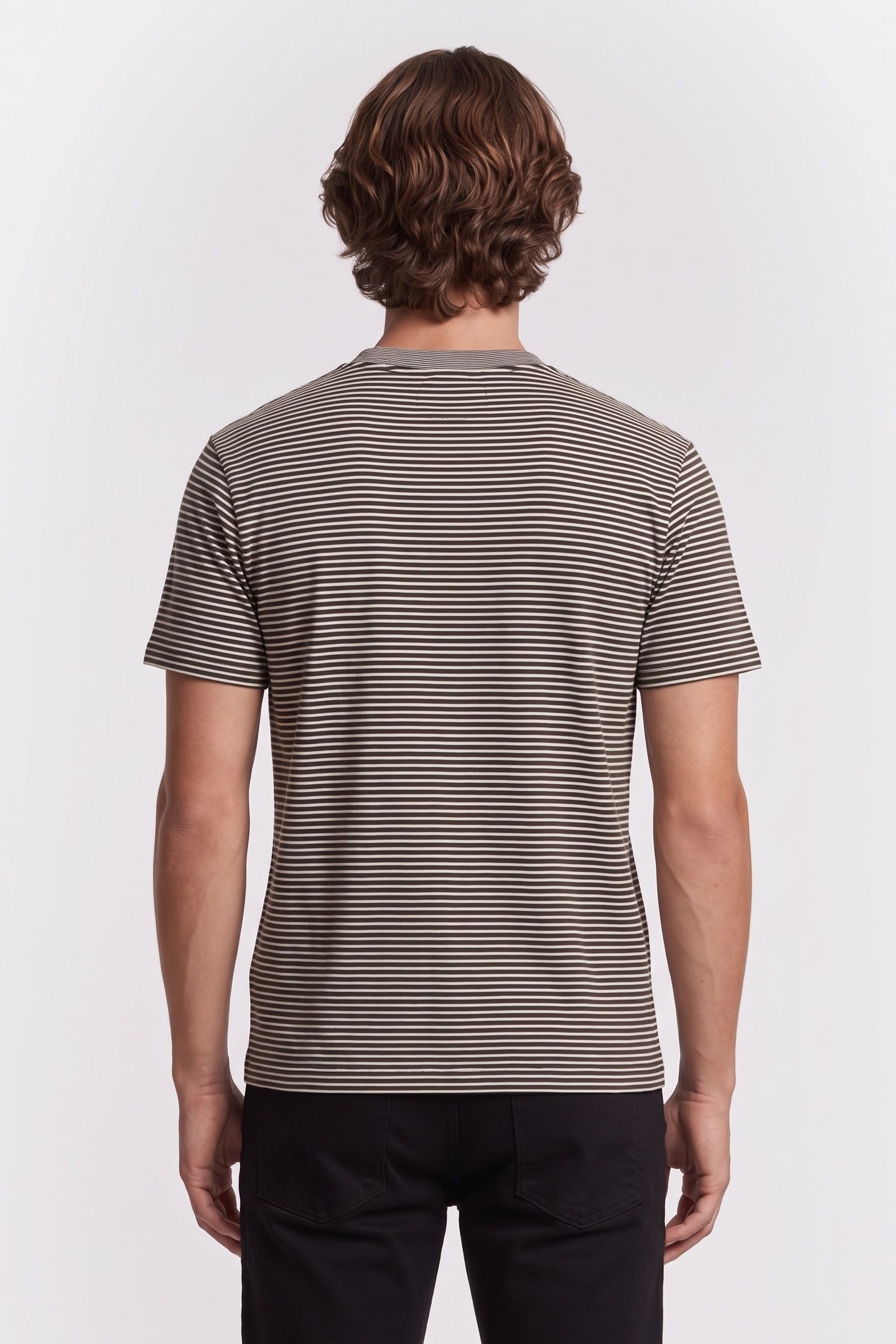 SHORT-SLEEVED STRIPED T-SHIRT WITH PATCH BLACK / WHITE 3