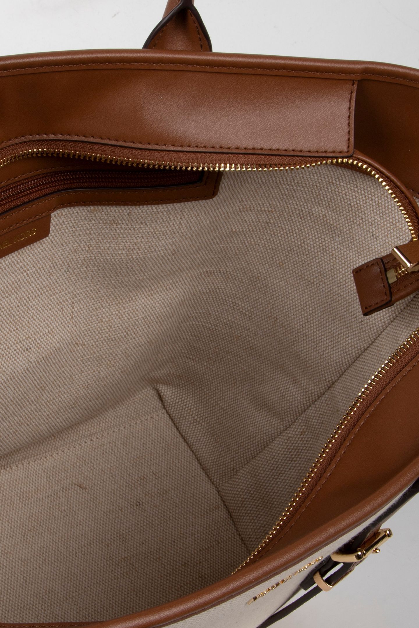 LARGE BUCKLE TOTE LUGGAGE 5