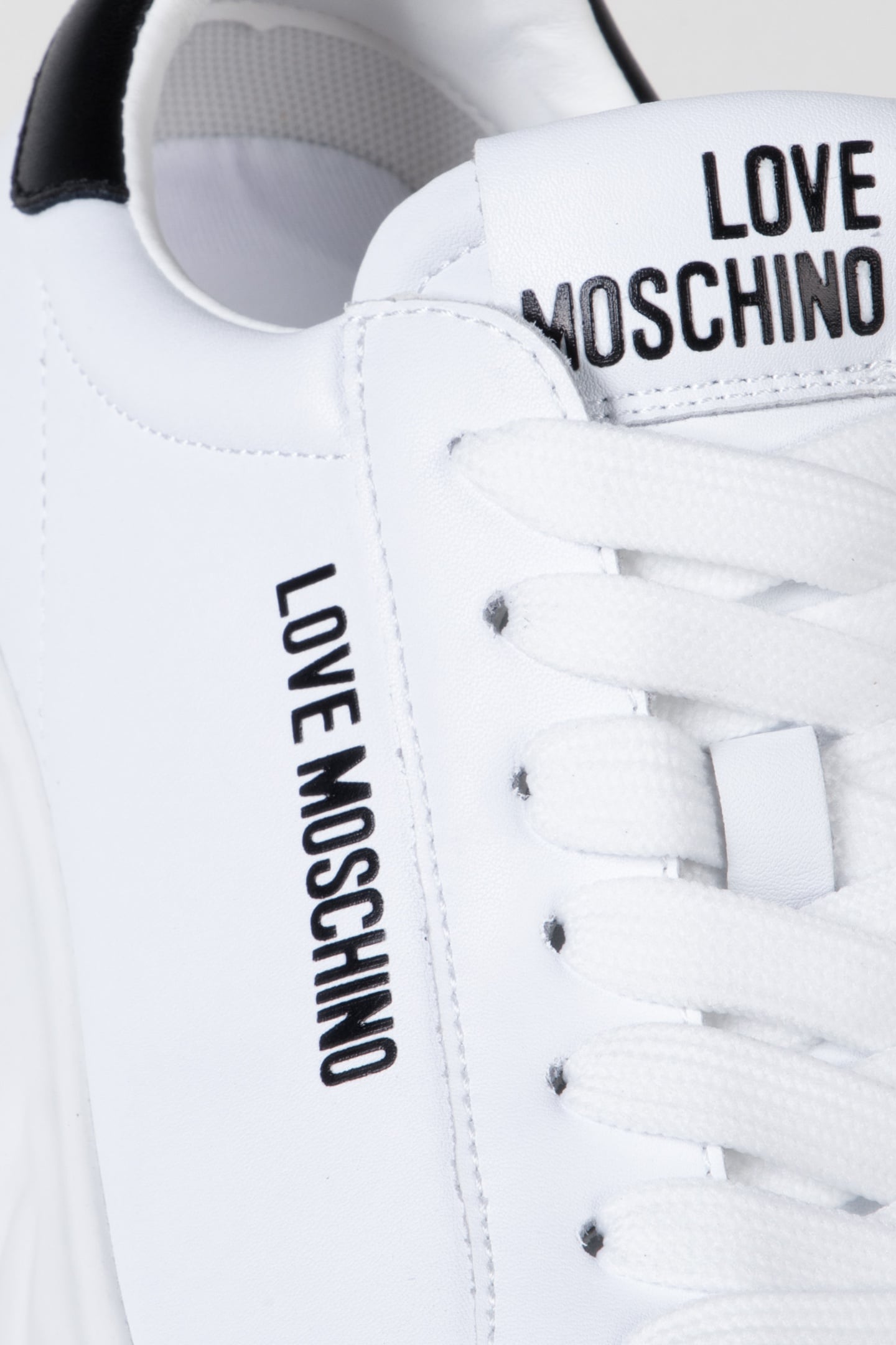 SNEAKERS WHITE 4