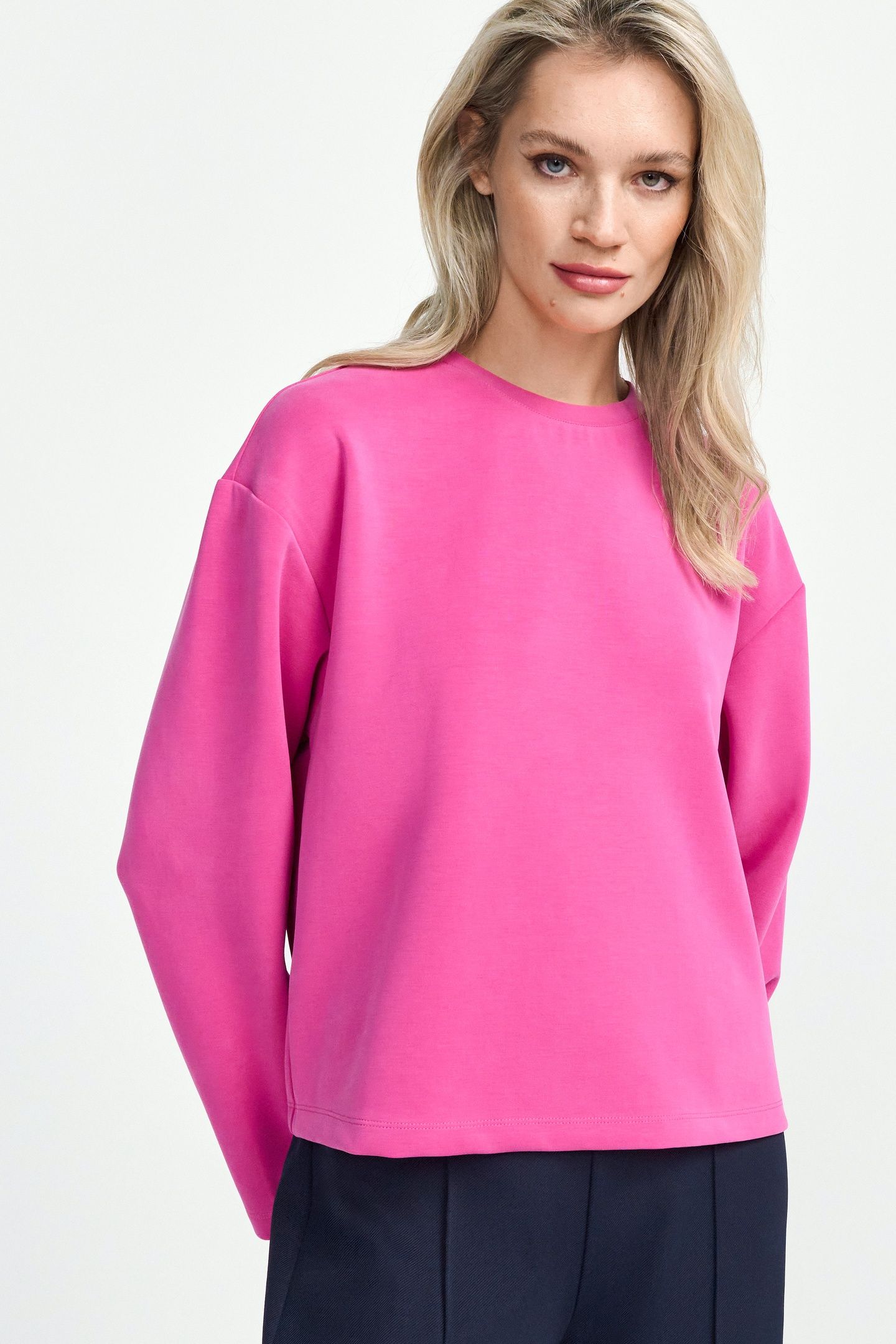 T PEACHED CREW RASPBERRY PINK 4