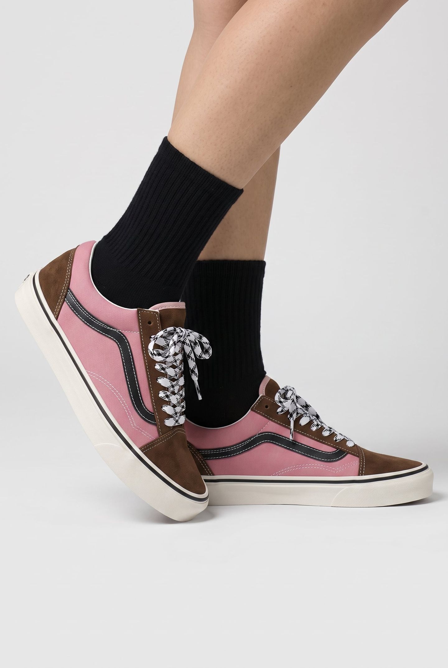 UNISEX LX OLD SKOOL BROWN 2