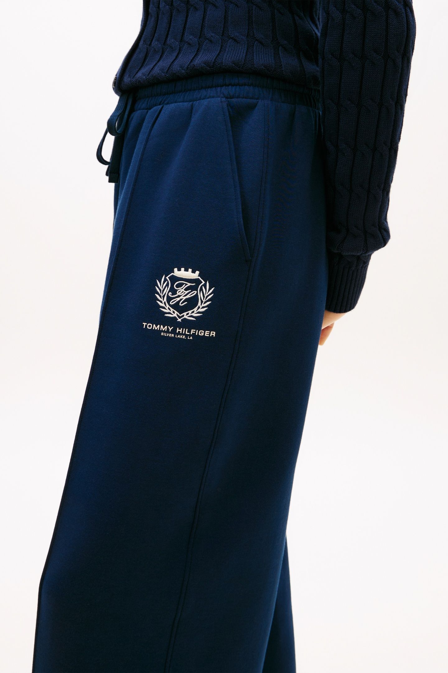 VARSITY CREST INTERLOCK DARK NIGHT NAVY 5
