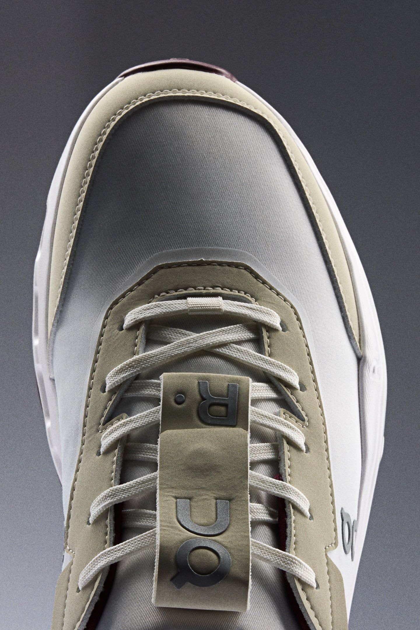 THE ROGER WILDCARD 1 IVORY | MAROON 7