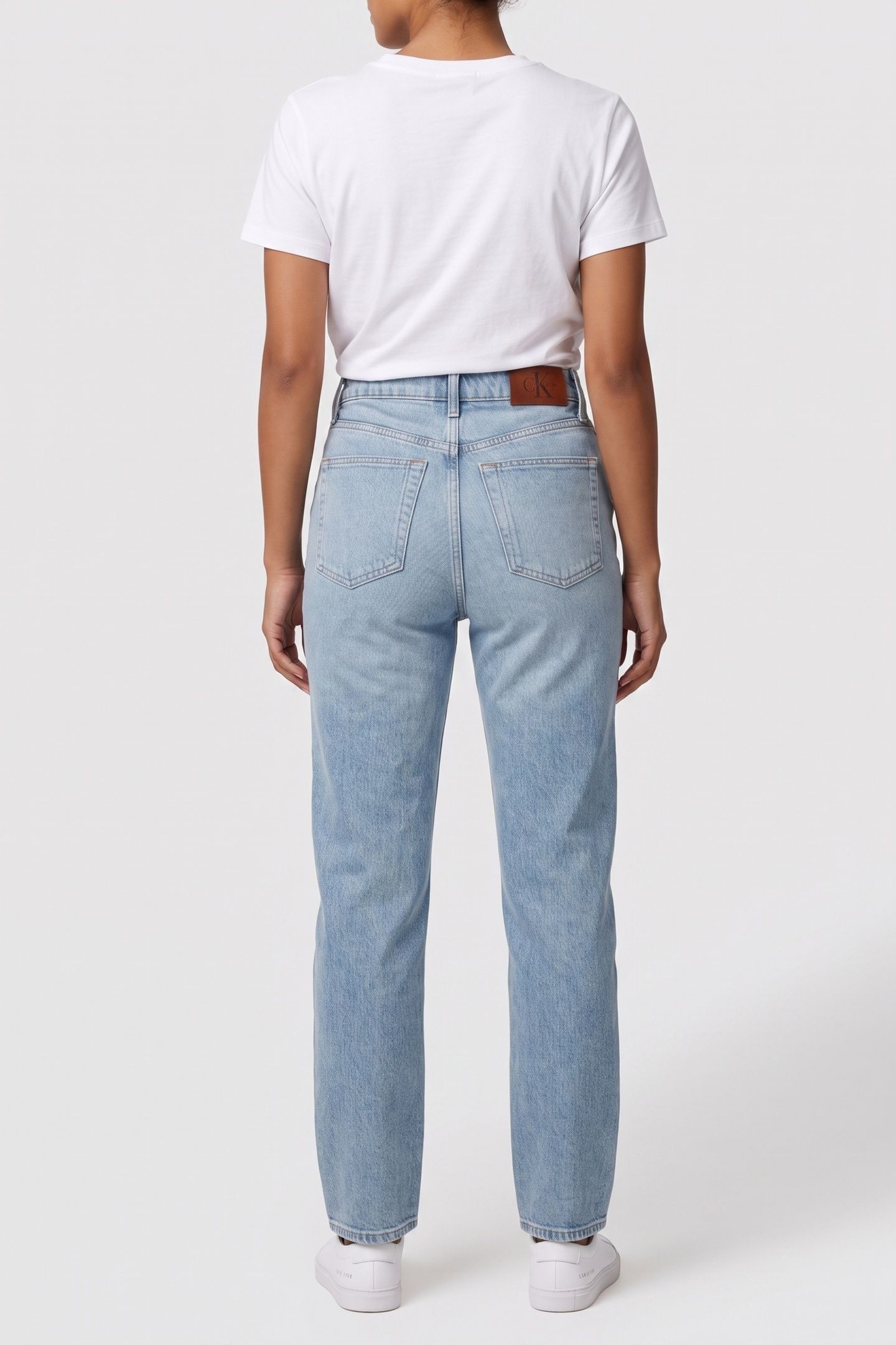 HIGH RISE STRAIGHT LUCID JEAN LAPIS SKY 2