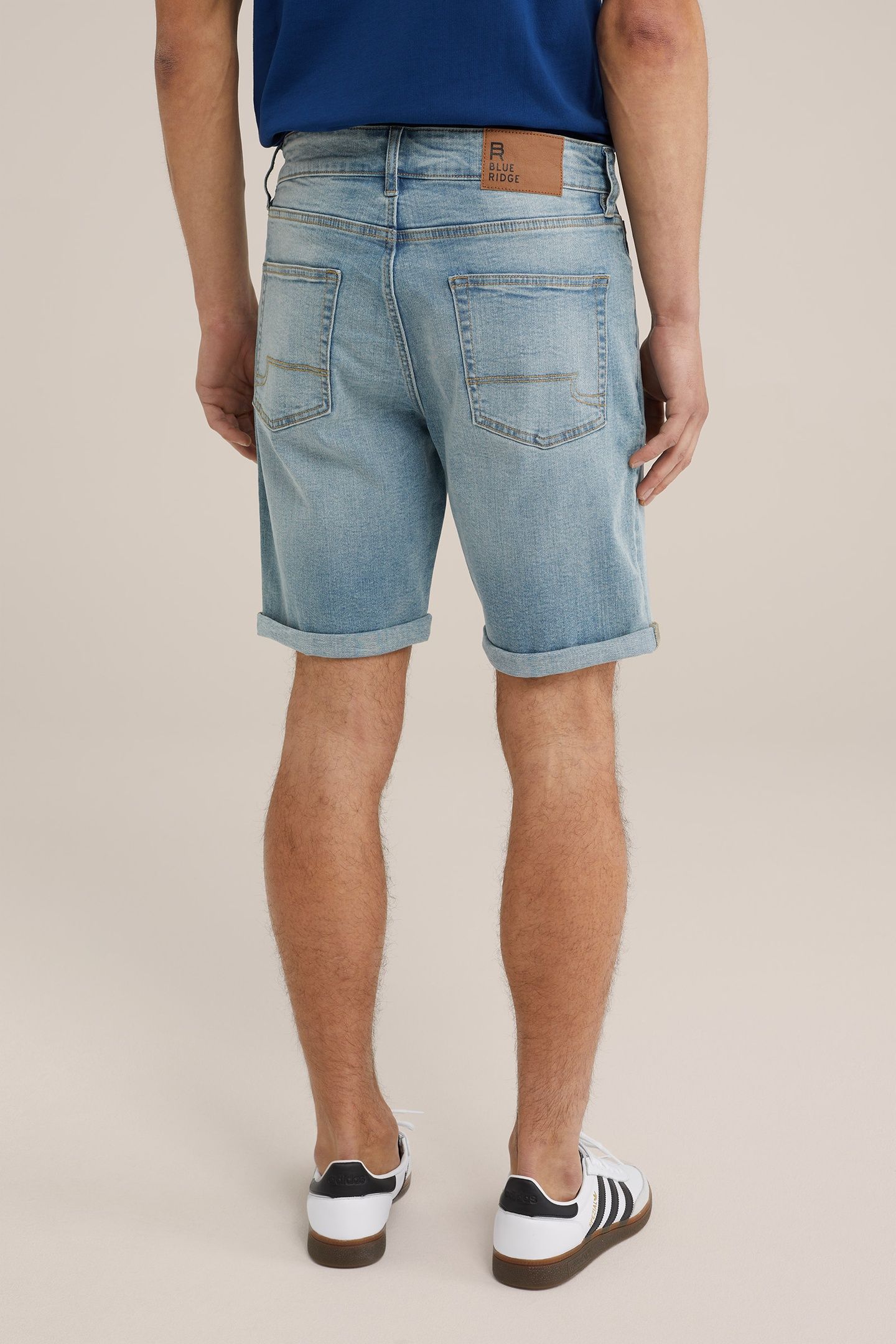 SHORT LIGHT BLUE 3
